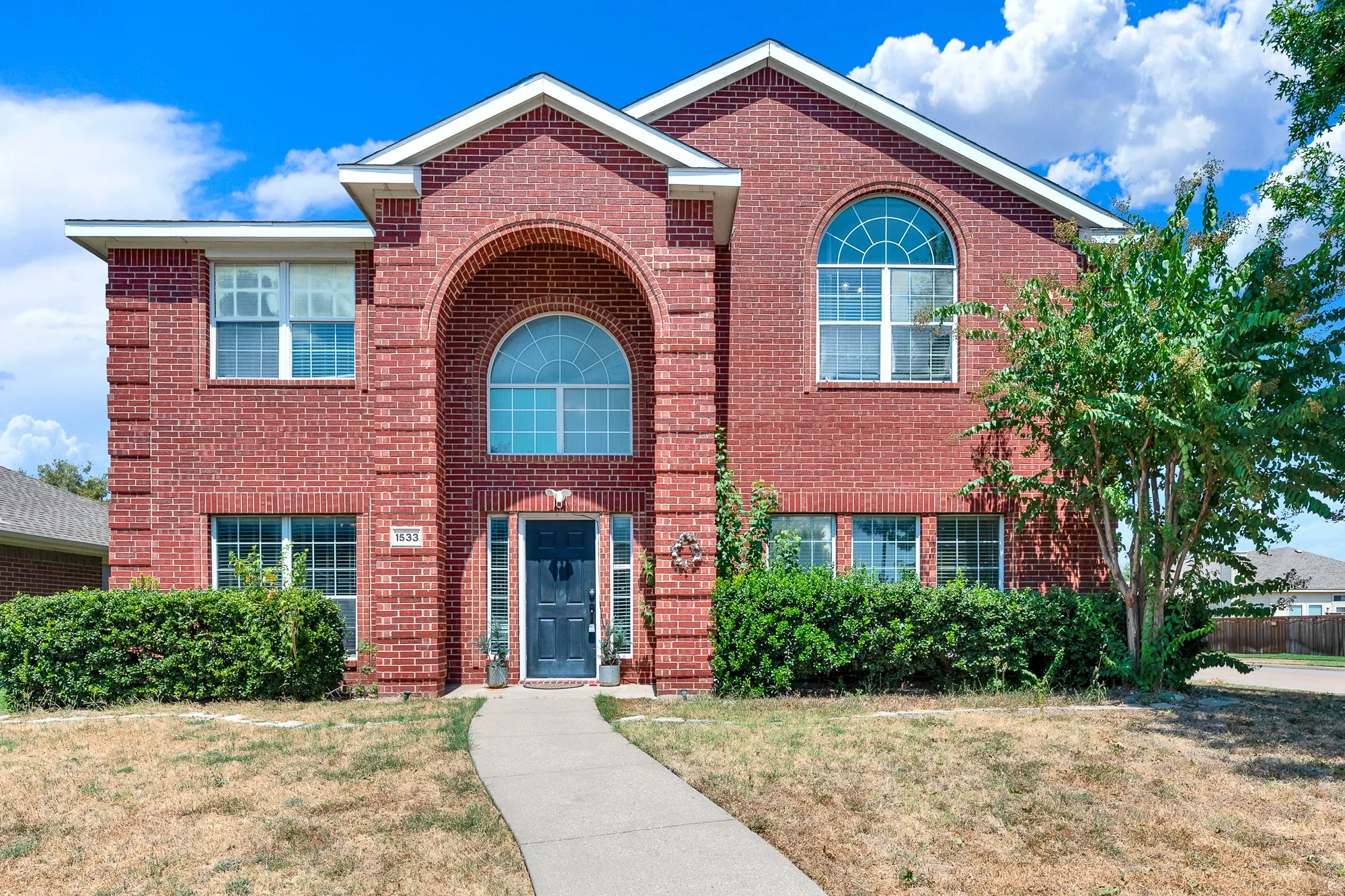 Single Family Residence For Sale in Collin County , 1533 Balboa Lane, Allen, Texas 75002, 4 Bedroom, 3 Bathroom, 2 Garage spaces, 2,305 Sqft, built in 2002, mls#21375979, Real Estate Agent in Allen, Homes For Sale in Collin county, Homes For Sale in Allen, Realtor in Allen Texas, Real Estate Brokerage Independent Realty Texas, Luminita Cordes Realtor