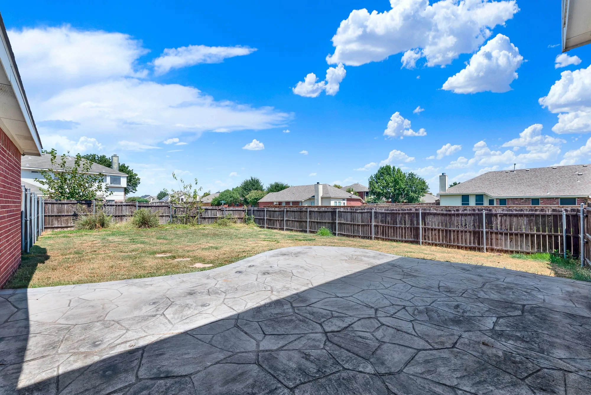 Single Family Residence For Sale in Collin County , 1533 Balboa Lane, Allen, Texas 75002, 4 Bedroom, 3 Bathroom, 2 Garage spaces, 2,305 Sqft, built in 2002, mls#21375979, Real Estate Agent in Allen, Homes For Sale in Collin county, Homes For Sale in Allen, Realtor in Allen Texas, Real Estate Brokerage Independent Realty Texas, Luminita Cordes Realtor