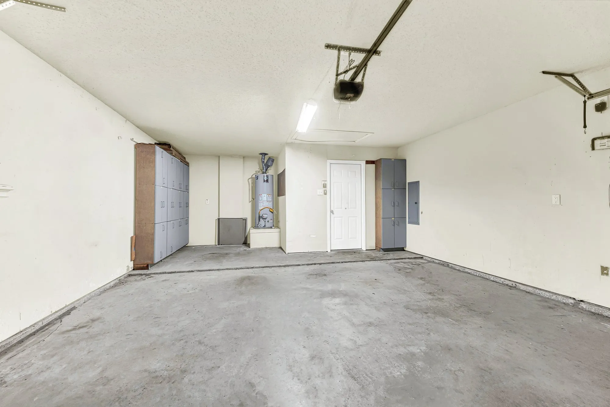 Single Family Residence For Sale in Collin County , 1533 Balboa Lane, Allen, Texas 75002, 4 Bedroom, 3 Bathroom, 2 Garage spaces, 2,305 Sqft, built in 2002, mls#21375979, Real Estate Agent in Allen, Homes For Sale in Collin county, Homes For Sale in Allen, Realtor in Allen Texas, Real Estate Brokerage Independent Realty Texas, Luminita Cordes Realtor