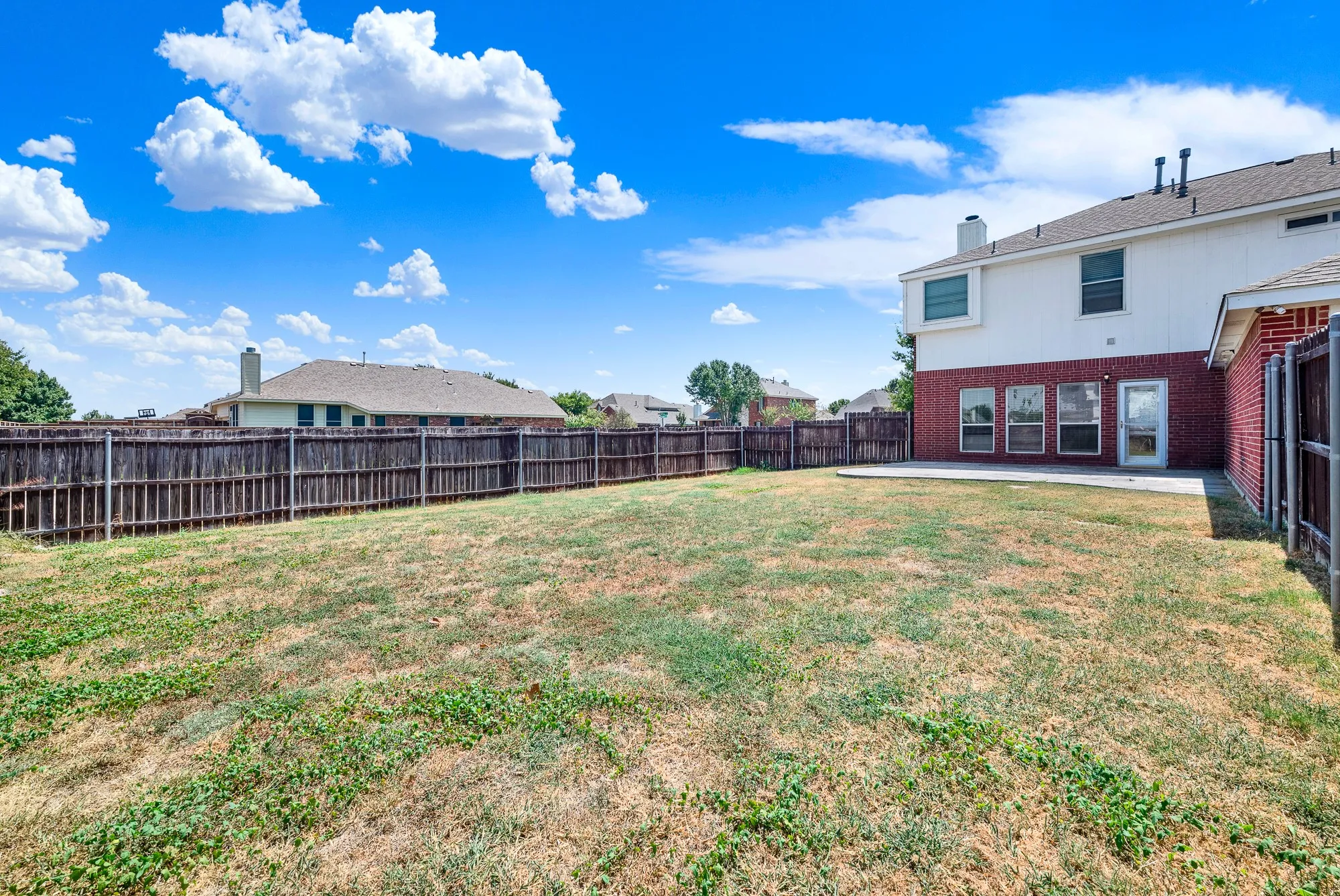 Single Family Residence For Sale in Collin County , 1533 Balboa Lane, Allen, Texas 75002, 4 Bedroom, 3 Bathroom, 2 Garage spaces, 2,305 Sqft, built in 2002, mls#21375979, Real Estate Agent in Allen, Homes For Sale in Collin county, Homes For Sale in Allen, Realtor in Allen Texas, Real Estate Brokerage Independent Realty Texas, Luminita Cordes Realtor