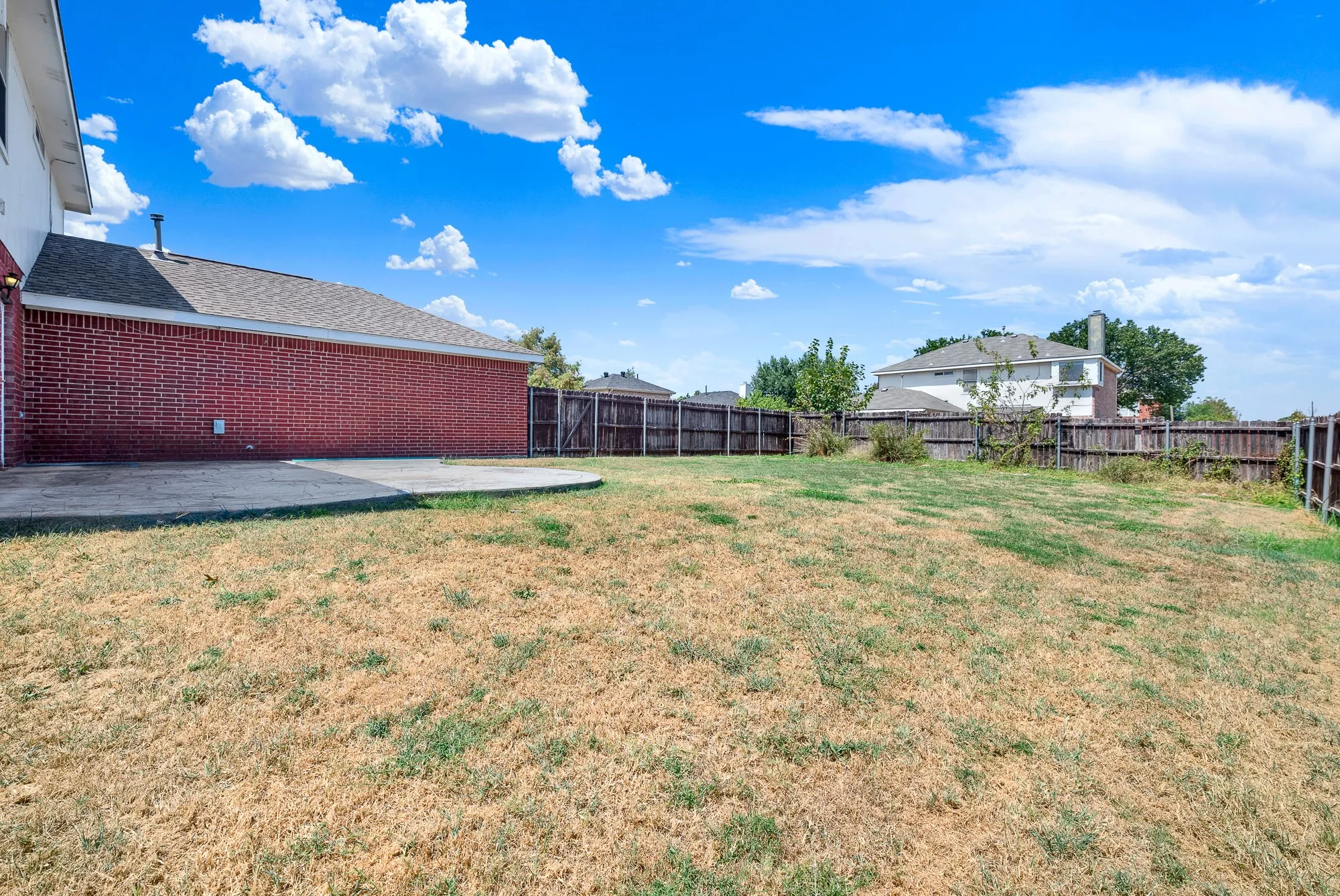 Single Family Residence For Sale in Collin County , 1533 Balboa Lane, Allen, Texas 75002, 4 Bedroom, 3 Bathroom, 2 Garage spaces, 2,305 Sqft, built in 2002, mls#21375979, Real Estate Agent in Allen, Homes For Sale in Collin county, Homes For Sale in Allen, Realtor in Allen Texas, Real Estate Brokerage Independent Realty Texas, Luminita Cordes Realtor