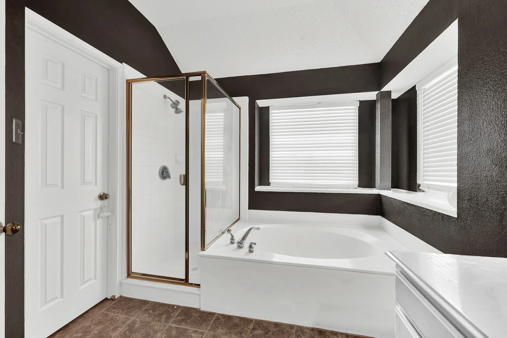 Single Family Residence For Sale in Collin County , 1533 Balboa Lane, Allen, Texas 75002, 4 Bedroom, 3 Bathroom, 2 Garage spaces, 2,305 Sqft, built in 2002, mls#21375979, Real Estate Agent in Allen, Homes For Sale in Collin county, Homes For Sale in Allen, Realtor in Allen Texas, Real Estate Brokerage Independent Realty Texas, Luminita Cordes Realtor