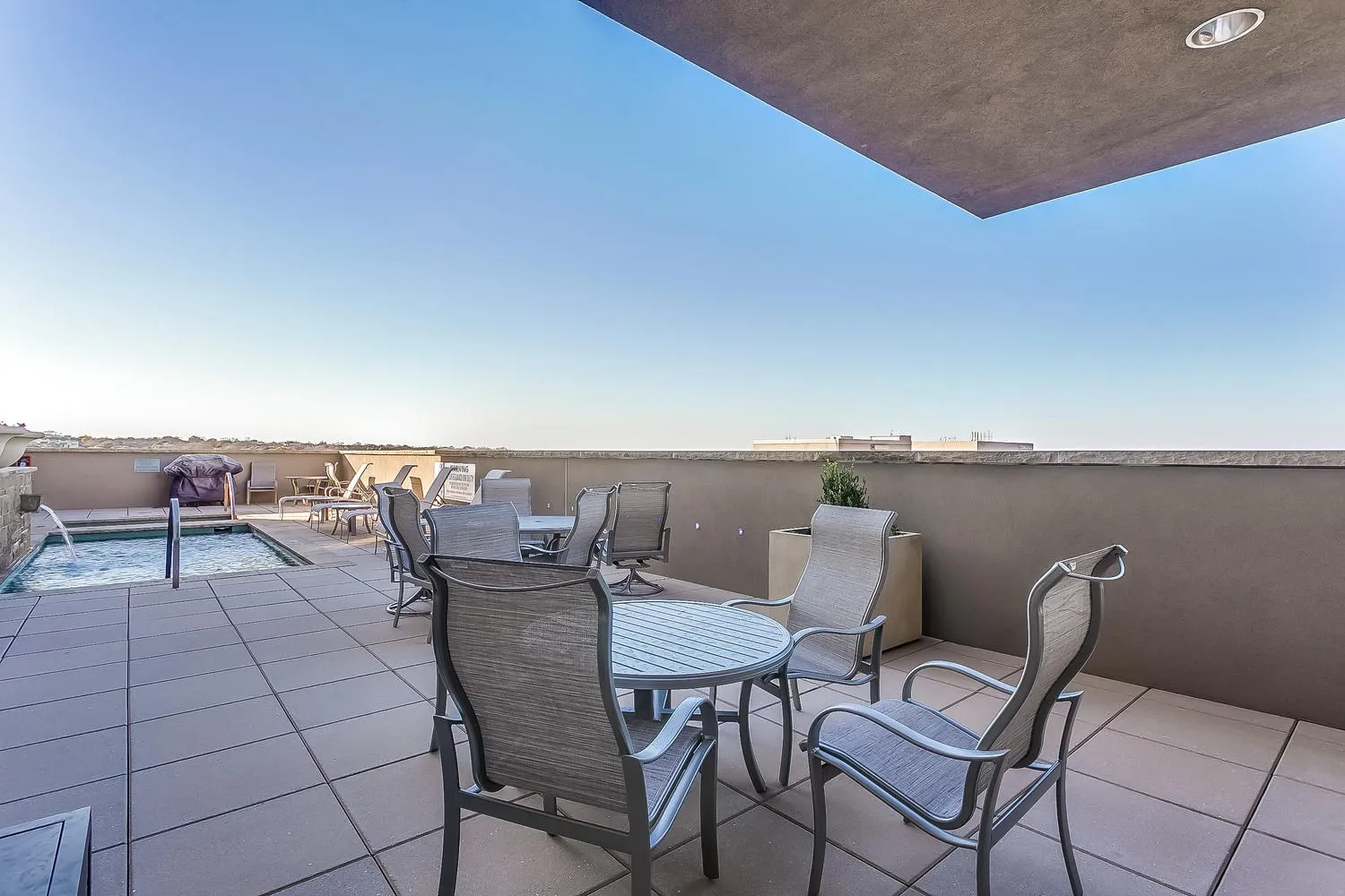 Condominium For Rent in Tarrant County , 3100 W 7th Street 708, Fort Worth, Texas 76107, 1 Bedroom, 1 Bathroom, 1 Garage spaces, 885 Sqft, built in 2009, mls#21375983, Real Estate Agent in Fort Worth, Homes For Rent in Tarrant county, Homes For Rent in Fort Worth, Realtor in Fort Worth Texas, Real Estate Brokerage Independent Realty Texas, Luminita Cordes Realtor