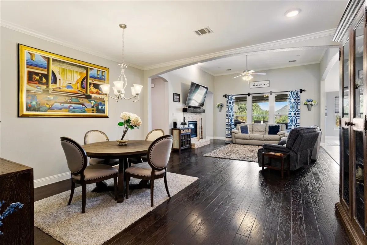 Single Family Residence For Sale in Collin County , 10716 Marble Falls Place, Mc Kinney, Texas 75071, 4 Bedroom, 4 Bathroom, 2 Garage spaces, 2,911 Sqft, built in 2016, mls#21375953, Real Estate Agent in Mc Kinney, Homes For Sale in Collin county, Homes For Sale in Mc Kinney, Realtor in Mc Kinney Texas, Real Estate Brokerage Independent Realty Texas, Luminita Cordes Realtor