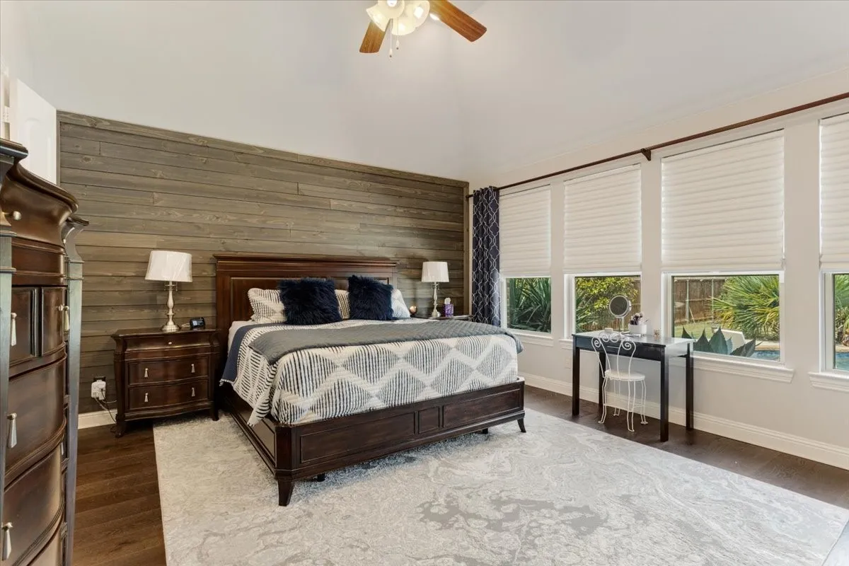 Single Family Residence For Sale in Collin County , 10716 Marble Falls Place, Mc Kinney, Texas 75071, 4 Bedroom, 4 Bathroom, 2 Garage spaces, 2,911 Sqft, built in 2016, mls#21375953, Real Estate Agent in Mc Kinney, Homes For Sale in Collin county, Homes For Sale in Mc Kinney, Realtor in Mc Kinney Texas, Real Estate Brokerage Independent Realty Texas, Luminita Cordes Realtor