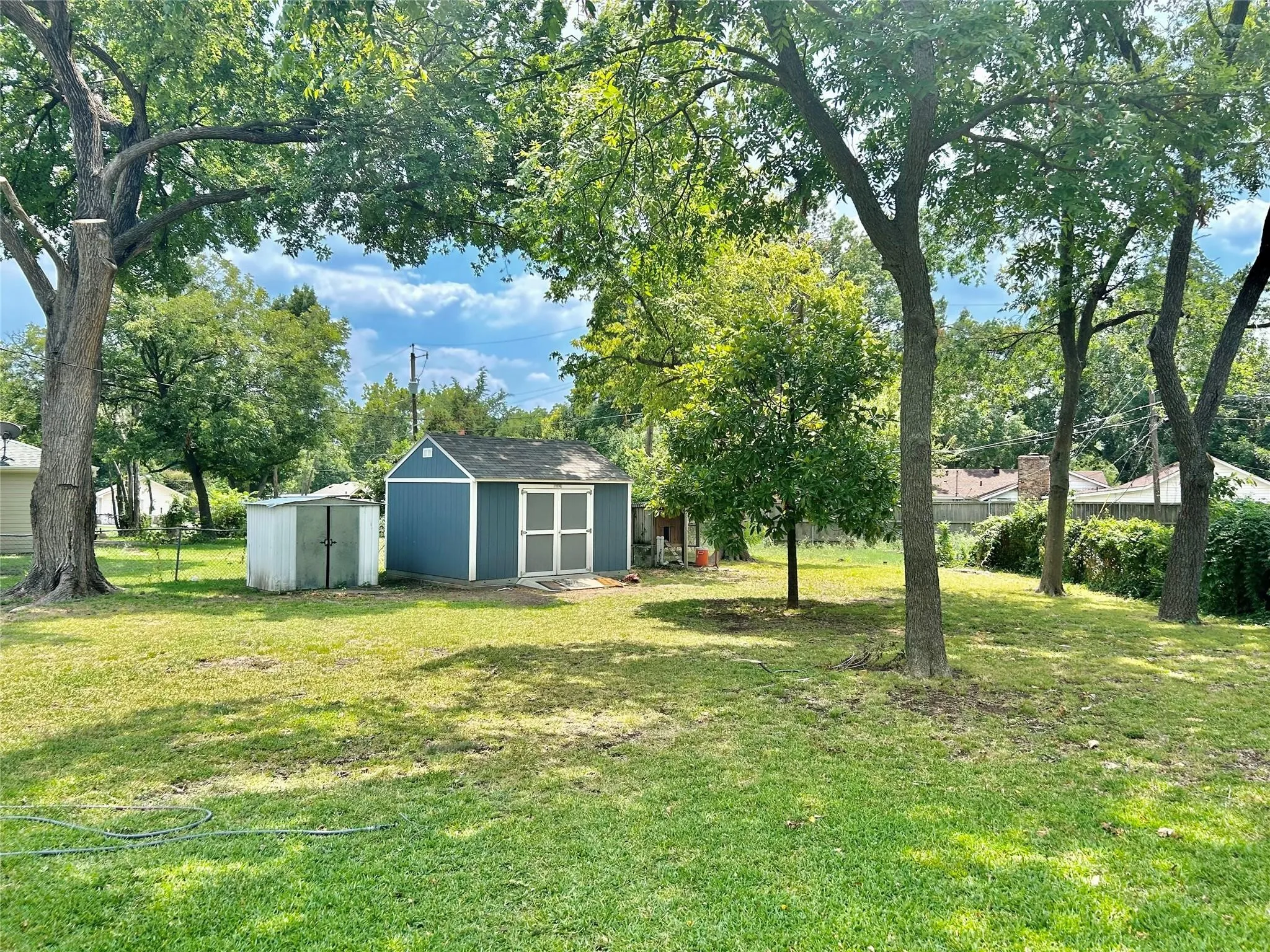 Single Family Residence For Rent in Dallas County , 1202 Overhill Drive, Garland, Texas 75041, 3 Bedroom, 1 Bathroom, 1 Garage spaces, 832 Sqft, built in 1957, mls#21375962, Real Estate Agent in Garland, Homes For Rent in Dallas county, Homes For Rent in Garland, Realtor in Garland Texas, Real Estate Brokerage Independent Realty Texas, Luminita Cordes Realtor