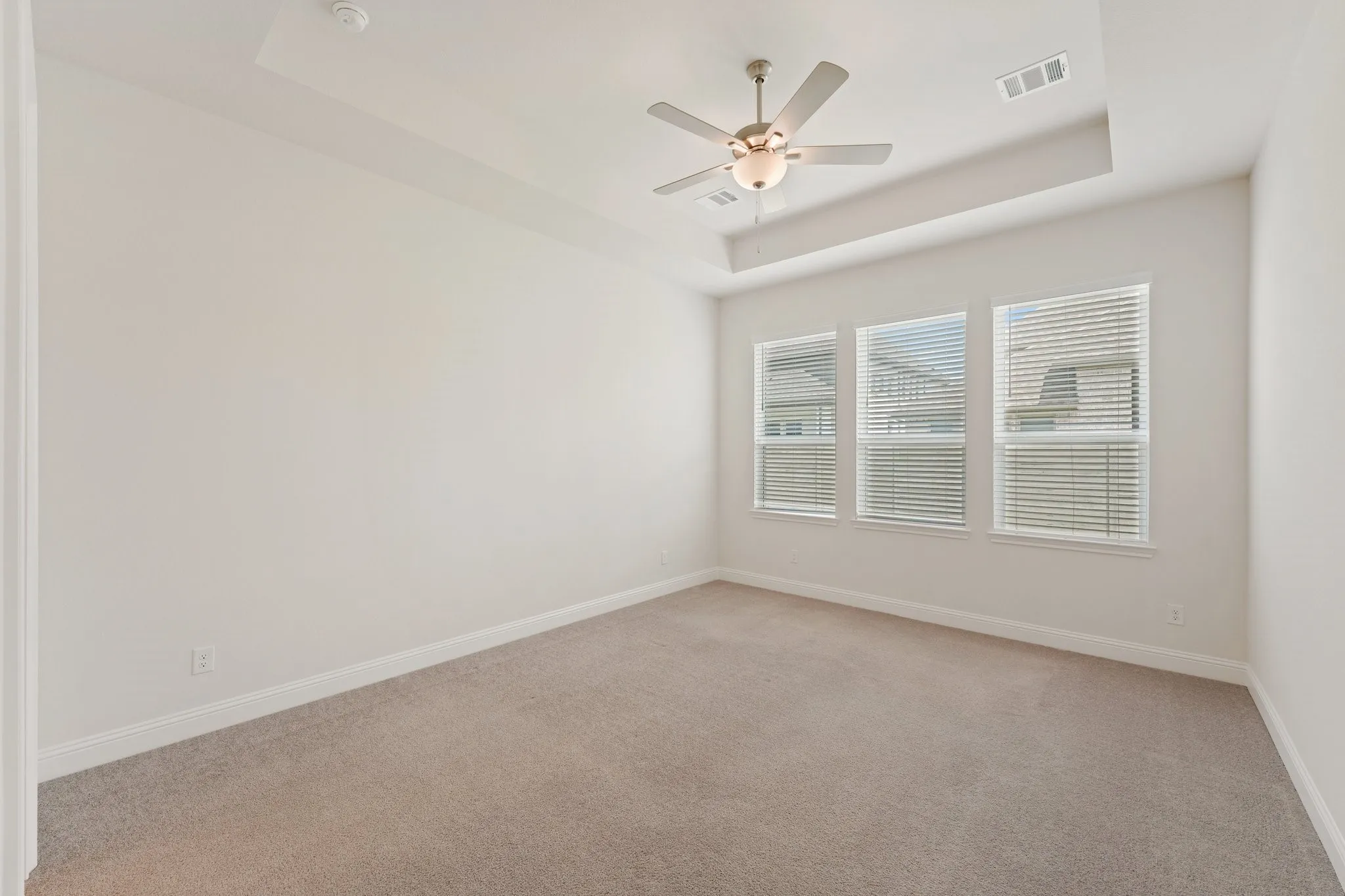Single Family Residence For Rent in Denton County , 1302 19th Street, Northlake, Texas 76226, 4 Bedroom, 3 Bathroom, 2 Garage spaces, 2,492 Sqft, built in 2024, mls#21375991, Real Estate Agent in Northlake, Homes For Rent in Denton county, Homes For Rent in Northlake, Realtor in Northlake Texas, Real Estate Brokerage Independent Realty Texas, Luminita Cordes Realtor