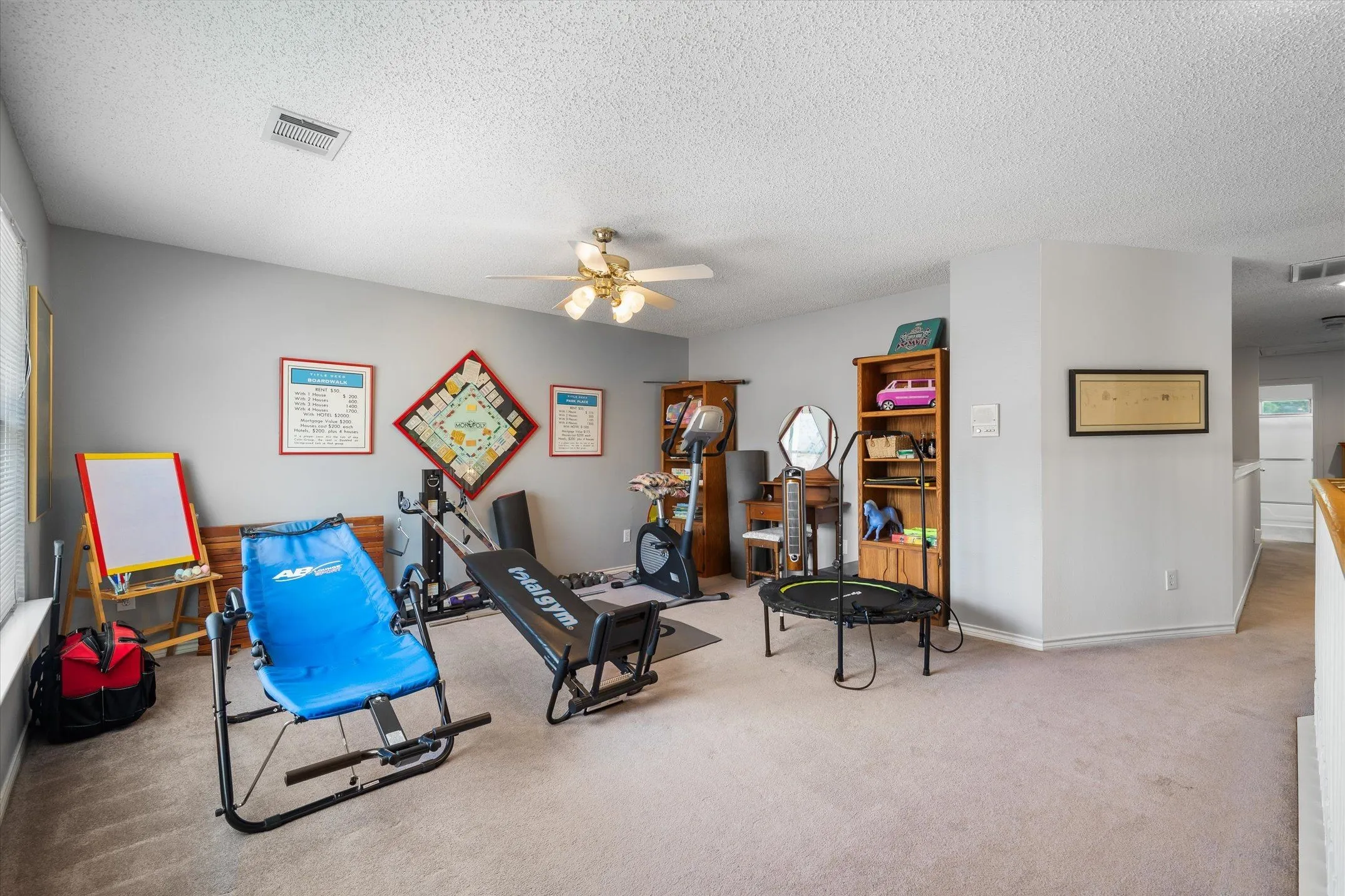 Single Family Residence For Sale in Dallas County , 2113 Blackfoot Trail, Mesquite, Texas 75149, 4 Bedroom, 3 Bathroom, 2 Garage spaces, 2,925 Sqft, built in 1992, mls#21375351, Real Estate Agent in Mesquite, Homes For Sale in Dallas county, Homes For Sale in Mesquite, Realtor in Mesquite Texas, Real Estate Brokerage Independent Realty Texas, Luminita Cordes Realtor