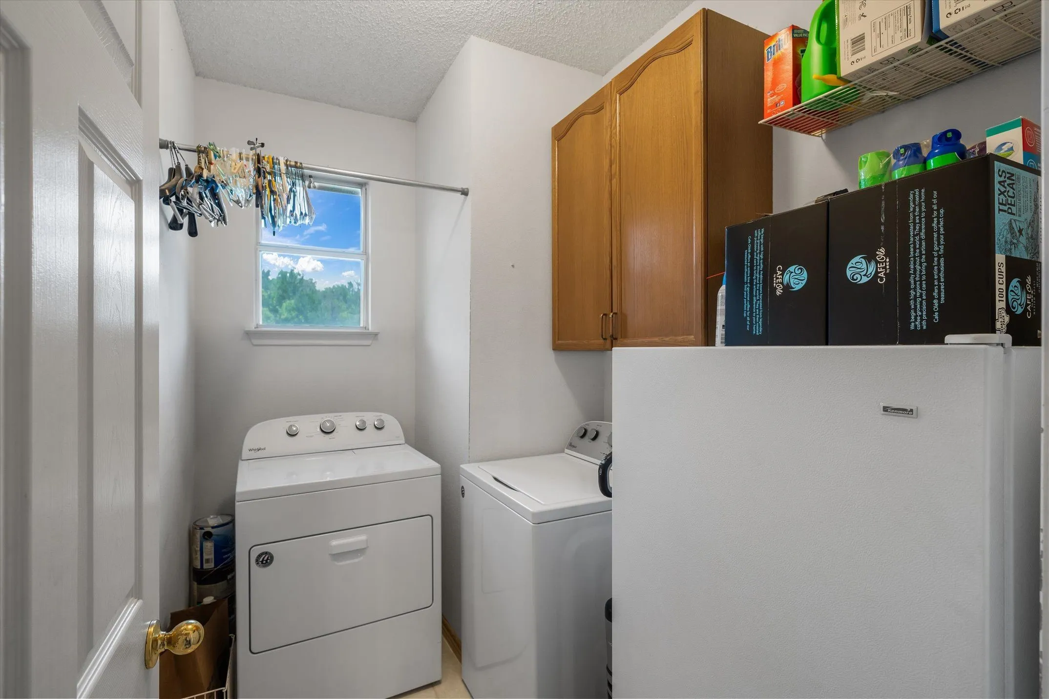 Single Family Residence For Sale in Dallas County , 2113 Blackfoot Trail, Mesquite, Texas 75149, 4 Bedroom, 3 Bathroom, 2 Garage spaces, 2,925 Sqft, built in 1992, mls#21375351, Real Estate Agent in Mesquite, Homes For Sale in Dallas county, Homes For Sale in Mesquite, Realtor in Mesquite Texas, Real Estate Brokerage Independent Realty Texas, Luminita Cordes Realtor