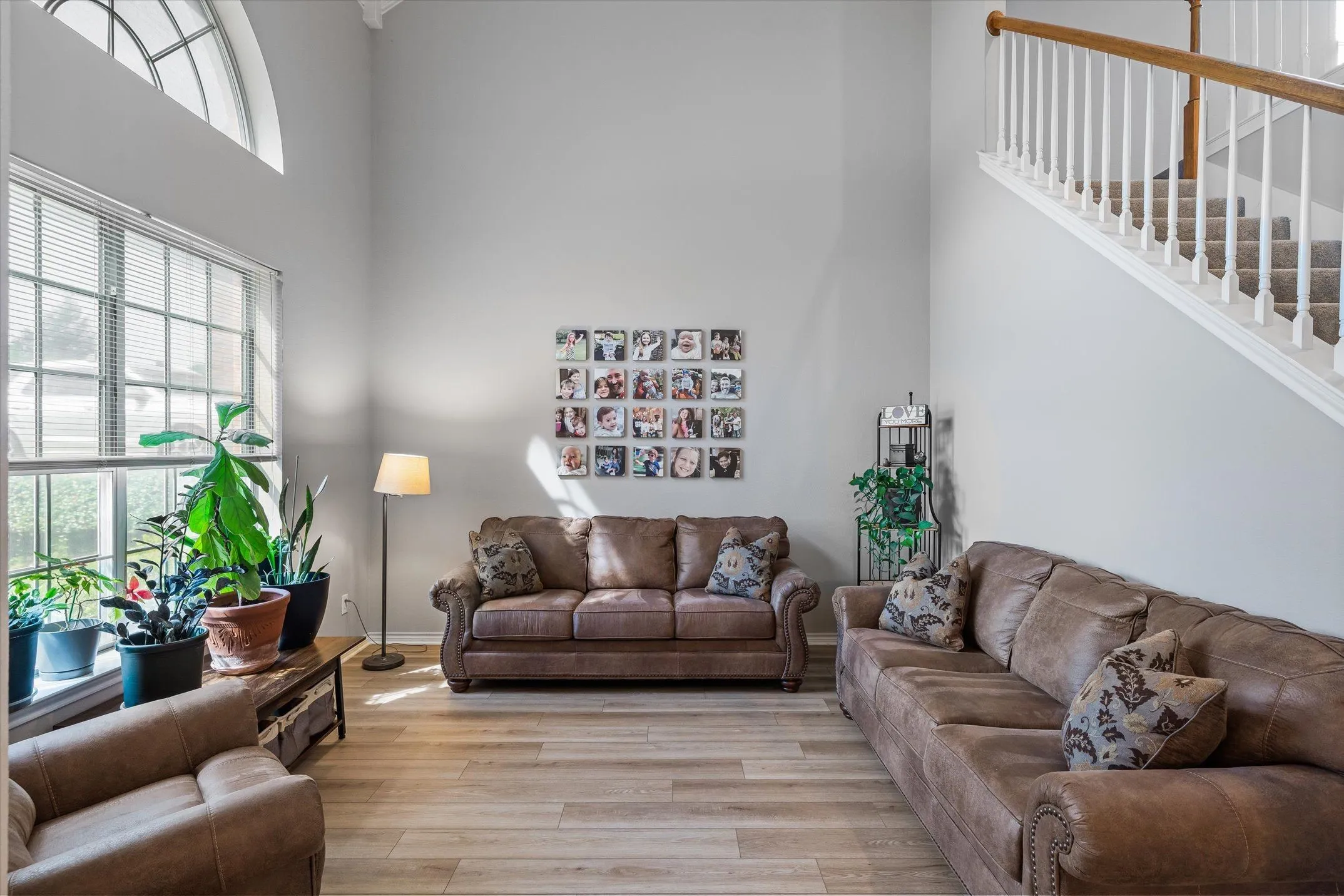 Single Family Residence For Sale in Dallas County , 2113 Blackfoot Trail, Mesquite, Texas 75149, 4 Bedroom, 3 Bathroom, 2 Garage spaces, 2,925 Sqft, built in 1992, mls#21375351, Real Estate Agent in Mesquite, Homes For Sale in Dallas county, Homes For Sale in Mesquite, Realtor in Mesquite Texas, Real Estate Brokerage Independent Realty Texas, Luminita Cordes Realtor