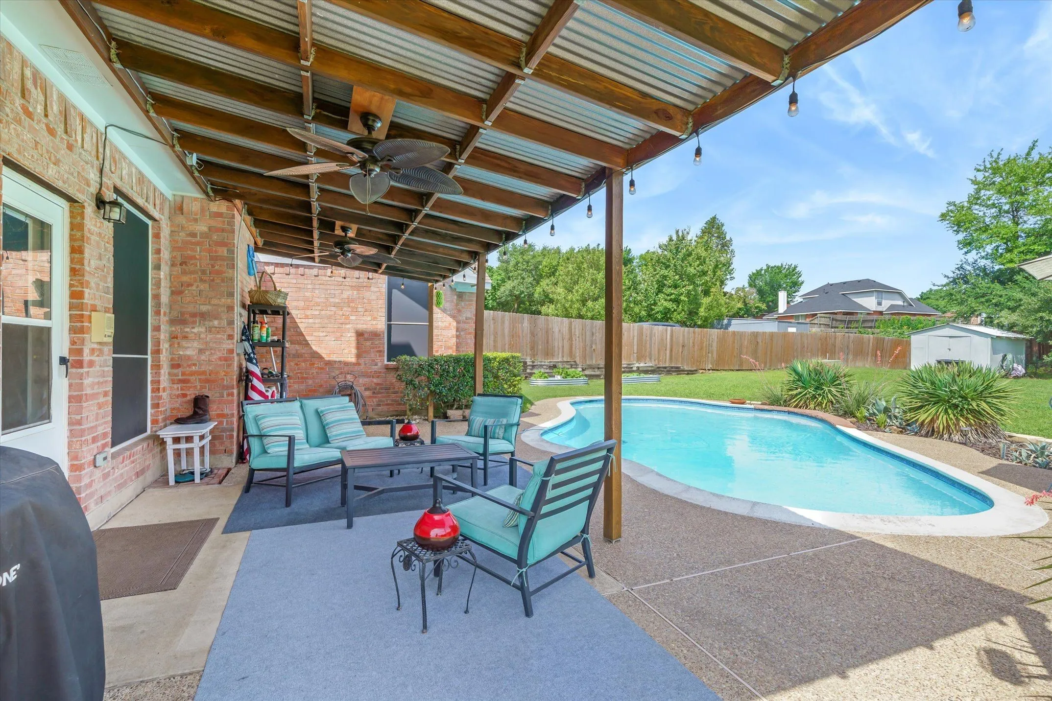 Single Family Residence For Sale in Dallas County , 2113 Blackfoot Trail, Mesquite, Texas 75149, 4 Bedroom, 3 Bathroom, 2 Garage spaces, 2,925 Sqft, built in 1992, mls#21375351, Real Estate Agent in Mesquite, Homes For Sale in Dallas county, Homes For Sale in Mesquite, Realtor in Mesquite Texas, Real Estate Brokerage Independent Realty Texas, Luminita Cordes Realtor