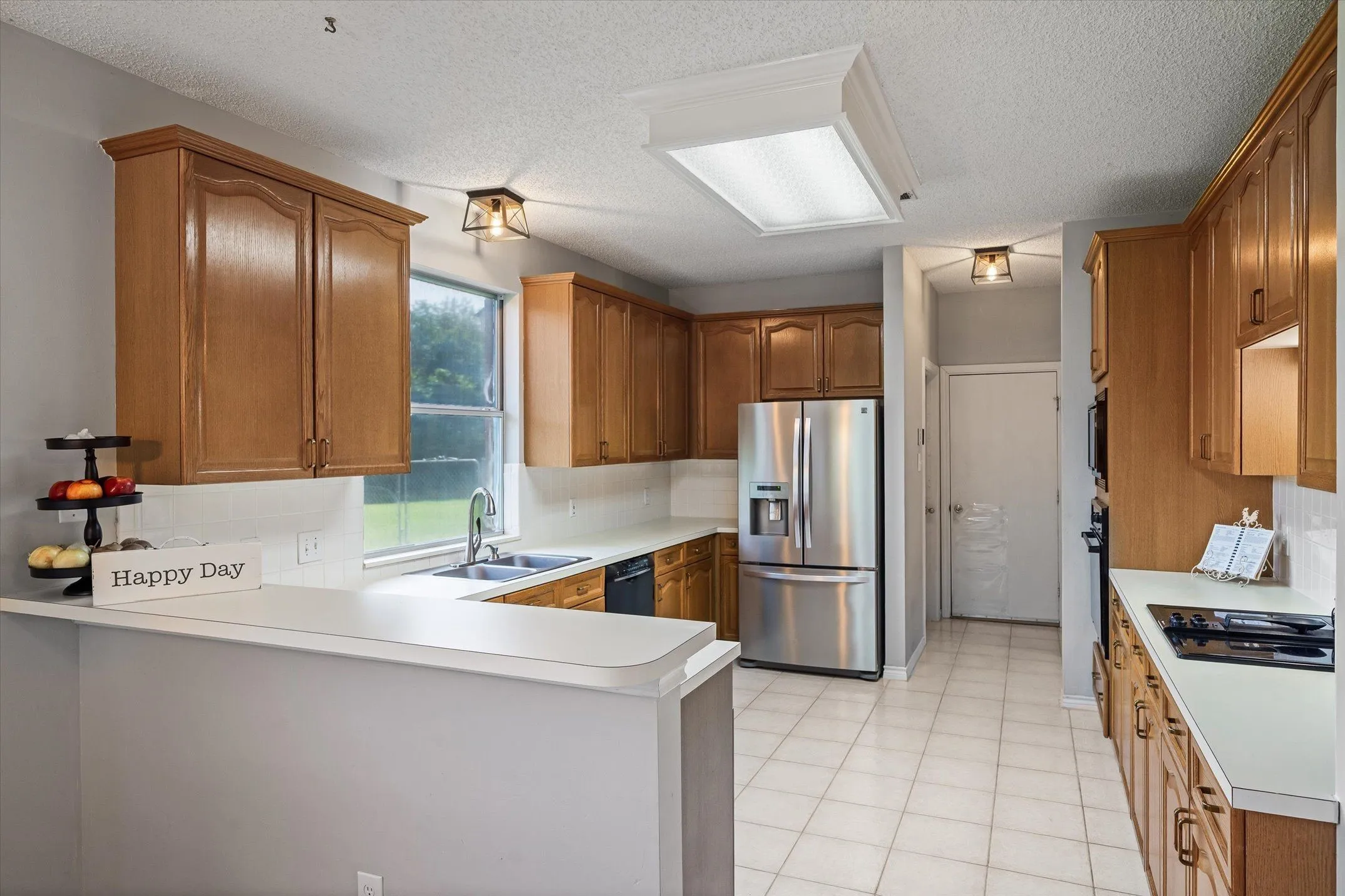 Single Family Residence For Sale in Dallas County , 2113 Blackfoot Trail, Mesquite, Texas 75149, 4 Bedroom, 3 Bathroom, 2 Garage spaces, 2,925 Sqft, built in 1992, mls#21375351, Real Estate Agent in Mesquite, Homes For Sale in Dallas county, Homes For Sale in Mesquite, Realtor in Mesquite Texas, Real Estate Brokerage Independent Realty Texas, Luminita Cordes Realtor