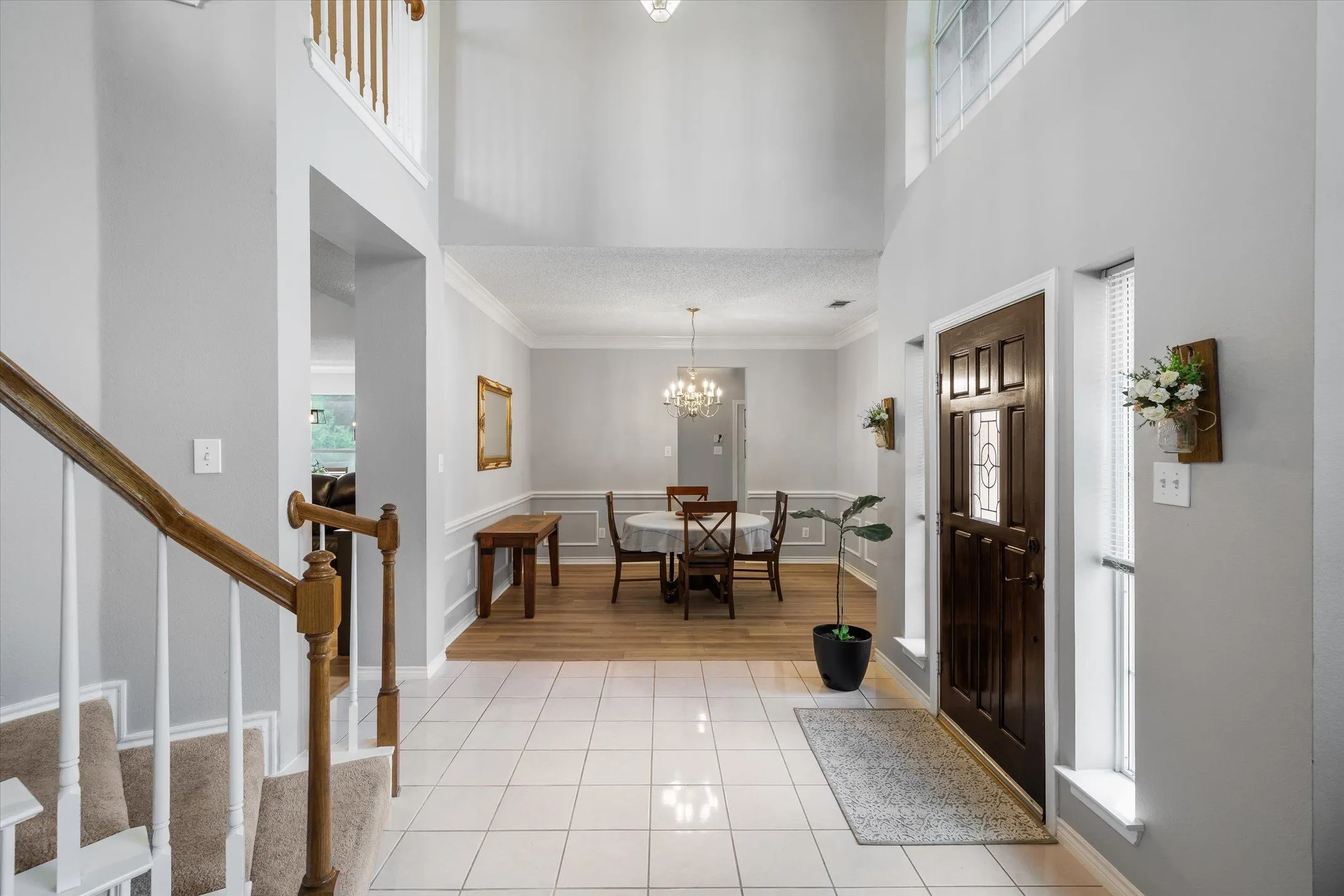 Single Family Residence For Sale in Dallas County , 2113 Blackfoot Trail, Mesquite, Texas 75149, 4 Bedroom, 3 Bathroom, 2 Garage spaces, 2,925 Sqft, built in 1992, mls#21375351, Real Estate Agent in Mesquite, Homes For Sale in Dallas county, Homes For Sale in Mesquite, Realtor in Mesquite Texas, Real Estate Brokerage Independent Realty Texas, Luminita Cordes Realtor