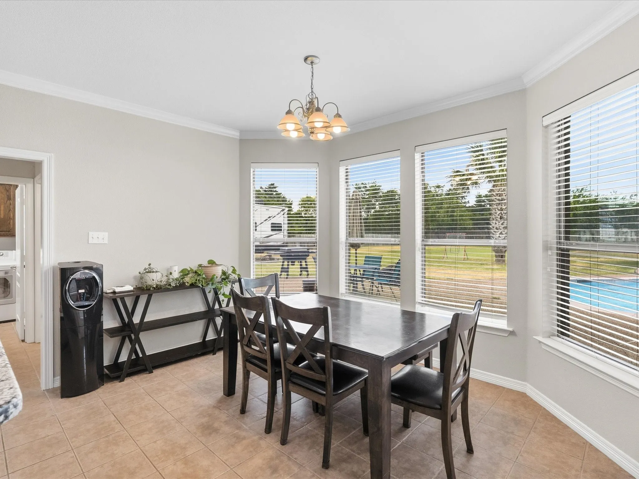 Single Family Residence For Sale in Ellis County , 8630 Glenloch Drive, Red Oak, Texas 75154, 4 Bedroom, 5 Bathroom, 3 Garage spaces, 3,734 Sqft, built in 2003, mls#21359860, Real Estate Agent in Red Oak, Homes For Sale in Ellis county, Homes For Sale in Red Oak, Realtor in Red Oak Texas, Real Estate Brokerage Independent Realty Texas, Luminita Cordes Realtor