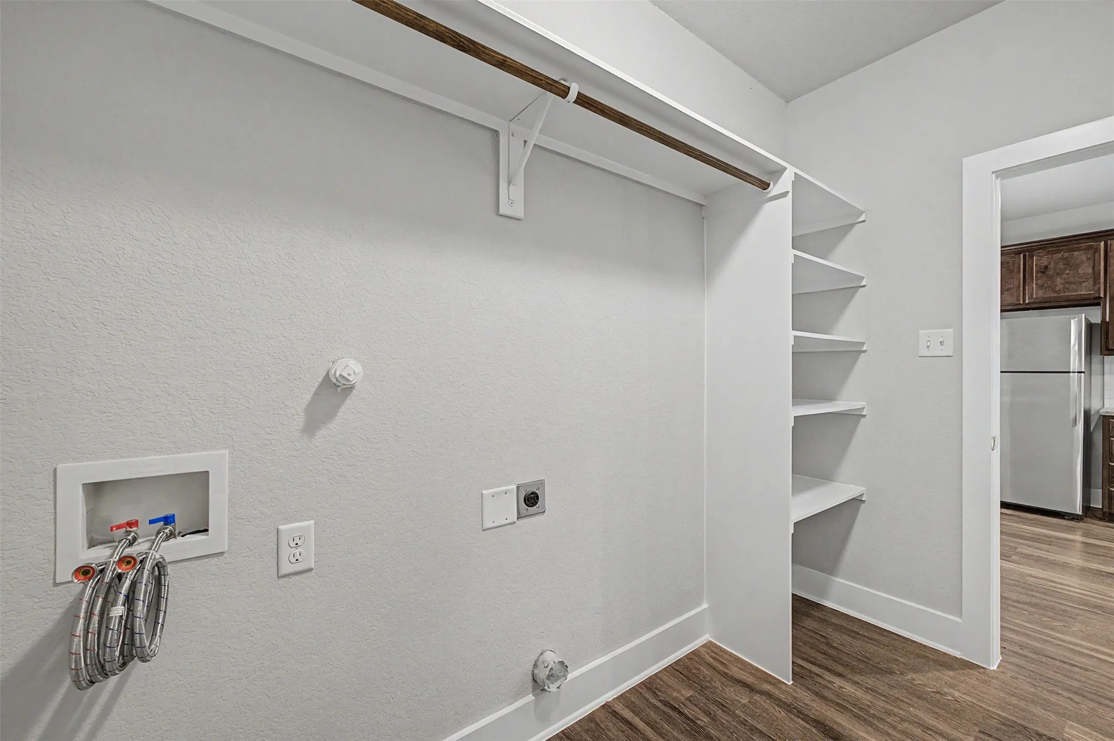 Duplex For Rent in Parker County , 213 Stewart Bend Court A, Azle, Texas 76020, 3 Bedroom, 2 Bathroom, 1 Garage spaces, 2,512 Sqft, built in 2016, mls#21375530, Real Estate Agent in Azle, Homes For Rent in Parker county, Homes For Rent in Azle, Realtor in Azle Texas, Real Estate Brokerage Independent Realty Texas, Luminita Cordes Realtor