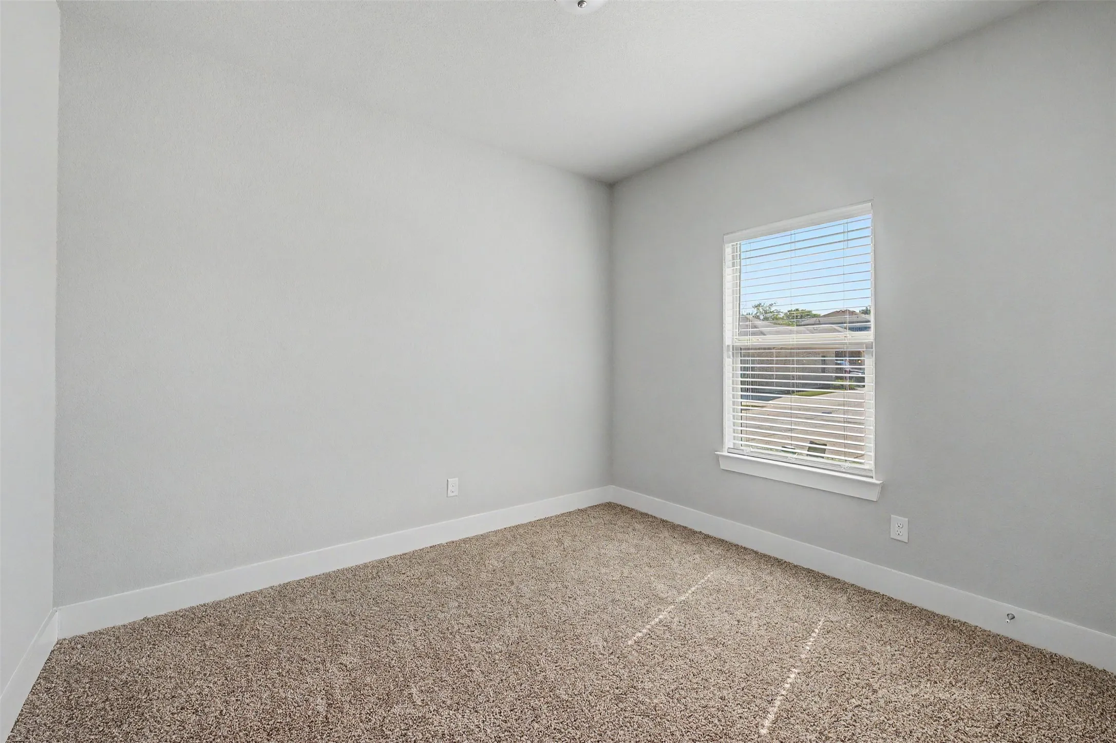 Duplex For Rent in Parker County , 213 Stewart Bend Court A, Azle, Texas 76020, 3 Bedroom, 2 Bathroom, 1 Garage spaces, 2,512 Sqft, built in 2016, mls#21375530, Real Estate Agent in Azle, Homes For Rent in Parker county, Homes For Rent in Azle, Realtor in Azle Texas, Real Estate Brokerage Independent Realty Texas, Luminita Cordes Realtor