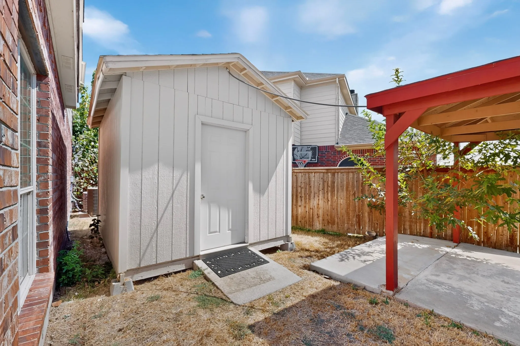 Single Family Residence For Sale in Tarrant County , 8504 Cedar Brush Court, Fort Worth, Texas 76123, 5 Bedroom, 4 Bathroom, 2 Garage spaces, 3,876 Sqft, built in 2006, mls#21371688, Real Estate Agent in Fort Worth, Homes For Sale in Tarrant county, Homes For Sale in Fort Worth, Realtor in Fort Worth Texas, Real Estate Brokerage Independent Realty Texas, Luminita Cordes Realtor