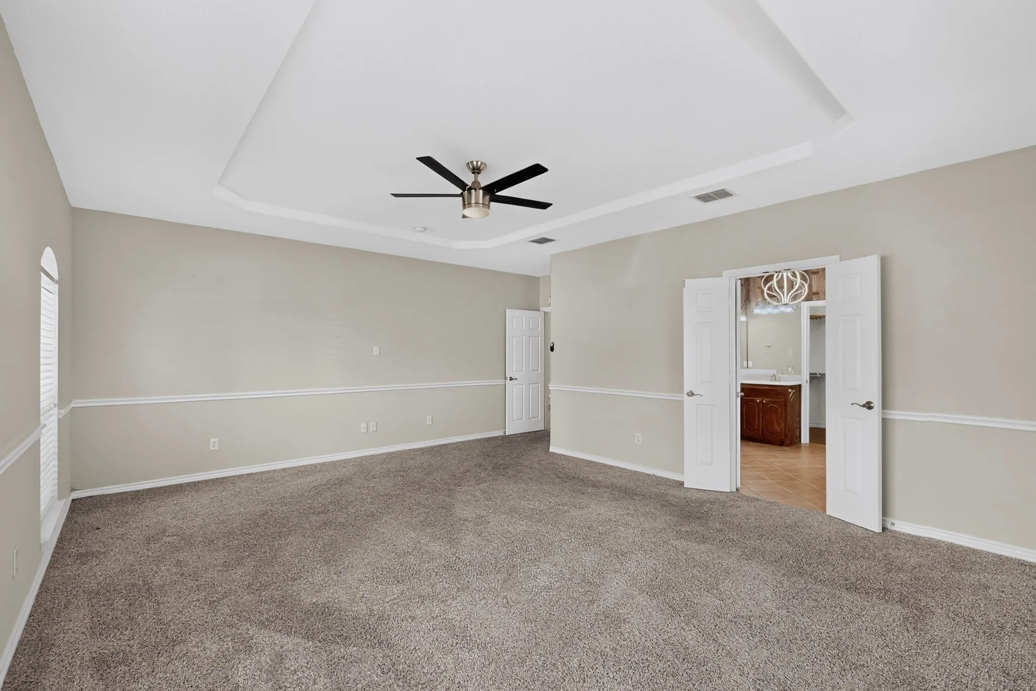 Single Family Residence For Sale in Tarrant County , 8504 Cedar Brush Court, Fort Worth, Texas 76123, 5 Bedroom, 4 Bathroom, 2 Garage spaces, 3,876 Sqft, built in 2006, mls#21371688, Real Estate Agent in Fort Worth, Homes For Sale in Tarrant county, Homes For Sale in Fort Worth, Realtor in Fort Worth Texas, Real Estate Brokerage Independent Realty Texas, Luminita Cordes Realtor