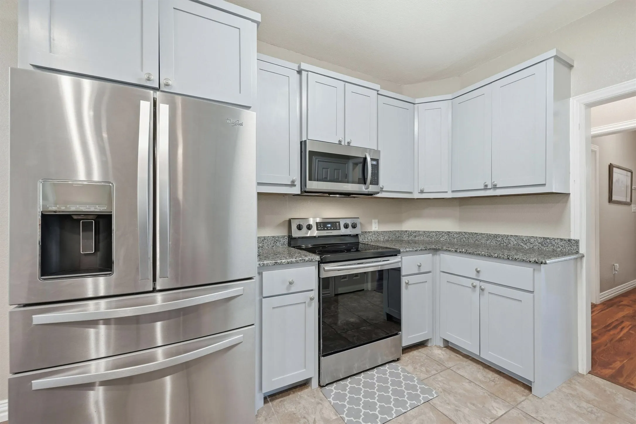 Single Family Residence For Sale in Grayson County , 230 Bent Oak Drive, Pottsboro, Texas 75076, 3 Bedroom, 2 Bathroom, 2 Garage spaces, 2,134 Sqft, built in 2018, mls#21375937, Real Estate Agent in Pottsboro, Homes For Sale in Grayson county, Homes For Sale in Pottsboro, Realtor in Pottsboro Texas, Real Estate Brokerage Independent Realty Texas, Luminita Cordes Realtor