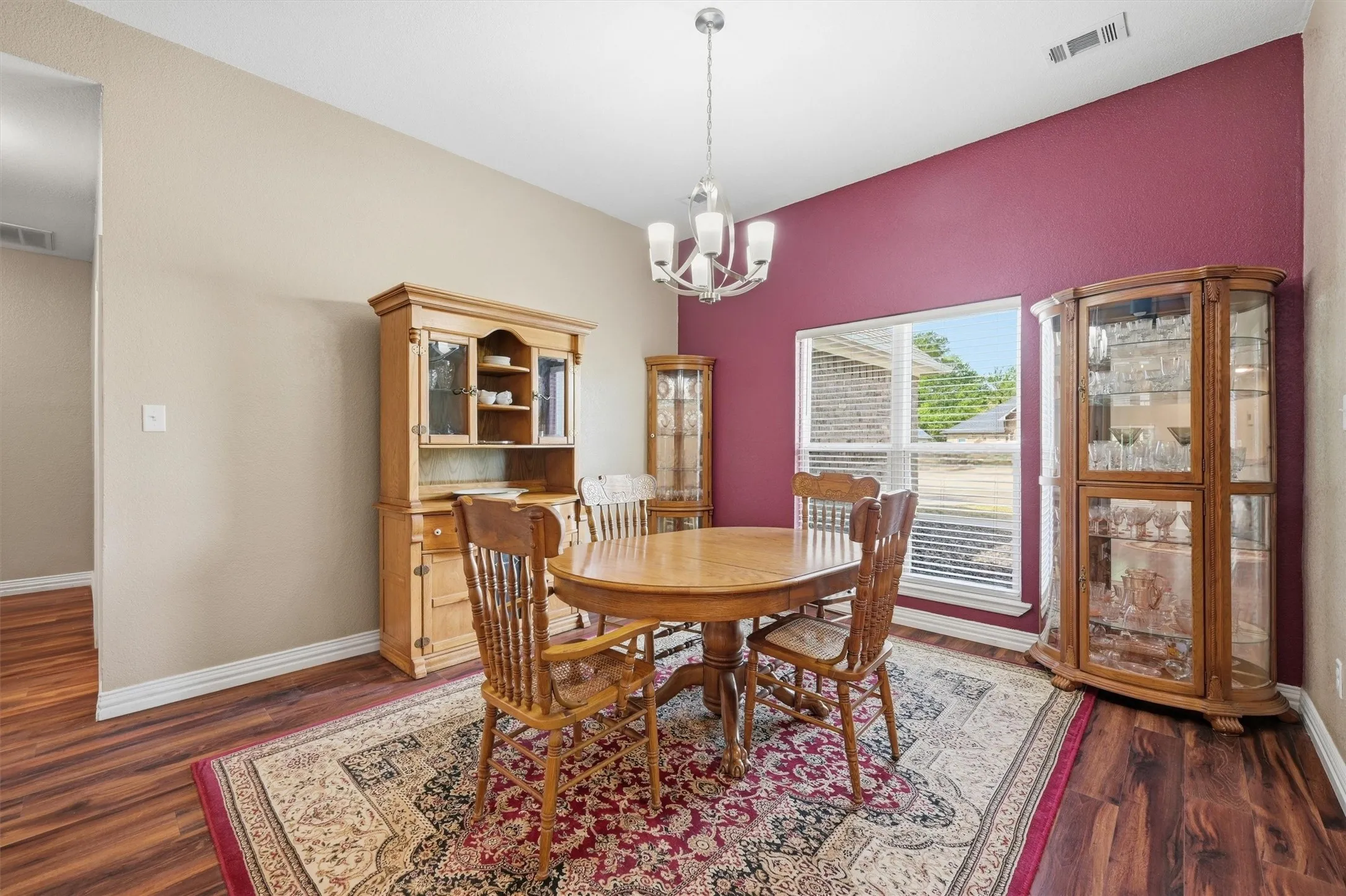 Single Family Residence For Sale in Grayson County , 230 Bent Oak Drive, Pottsboro, Texas 75076, 3 Bedroom, 2 Bathroom, 2 Garage spaces, 2,134 Sqft, built in 2018, mls#21375937, Real Estate Agent in Pottsboro, Homes For Sale in Grayson county, Homes For Sale in Pottsboro, Realtor in Pottsboro Texas, Real Estate Brokerage Independent Realty Texas, Luminita Cordes Realtor