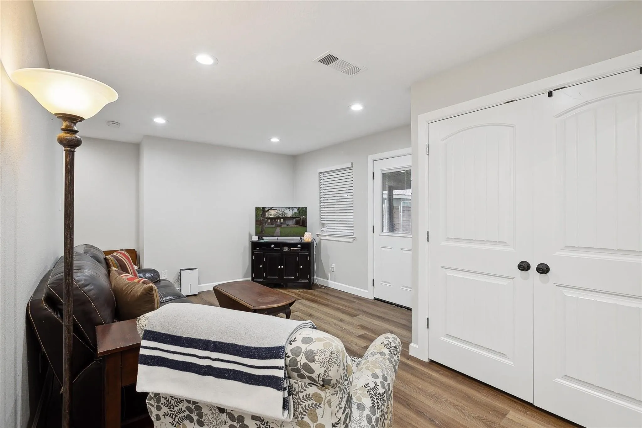 Single Family Residence For Rent in Denton County , 4016 Cactus Drive, Argyle, Texas 76226, 2 Bedroom, 1 Bathroom, Garage spaces, 785 Sqft, built in 2018, mls#21376009, Real Estate Agent in Argyle, Homes For Rent in Denton county, Homes For Rent in Argyle, Realtor in Argyle Texas, Real Estate Brokerage Independent Realty Texas, Luminita Cordes Realtor
