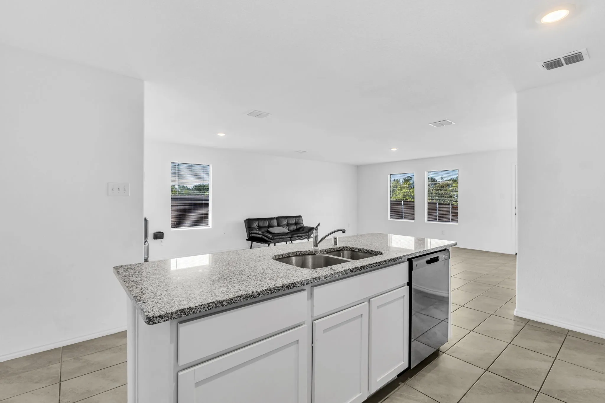 Single Family Residence For Sale in Collin County , 7721 Skier Drive, Mc Kinney, Texas 75071, 4 Bedroom, 2 Bathroom, 2 Garage spaces, 1,692 Sqft, built in 2024, mls#21374746, Real Estate Agent in Mc Kinney, Homes For Sale in Collin county, Homes For Sale in Mc Kinney, Realtor in Mc Kinney Texas, Real Estate Brokerage Independent Realty Texas, Luminita Cordes Realtor