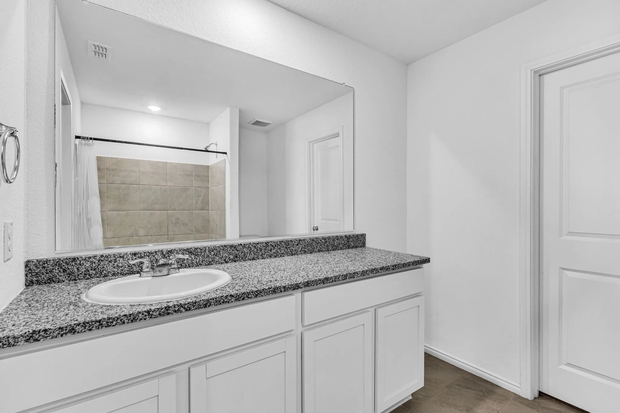 Single Family Residence For Sale in Collin County , 7721 Skier Drive, Mc Kinney, Texas 75071, 4 Bedroom, 2 Bathroom, 2 Garage spaces, 1,692 Sqft, built in 2024, mls#21374746, Real Estate Agent in Mc Kinney, Homes For Sale in Collin county, Homes For Sale in Mc Kinney, Realtor in Mc Kinney Texas, Real Estate Brokerage Independent Realty Texas, Luminita Cordes Realtor