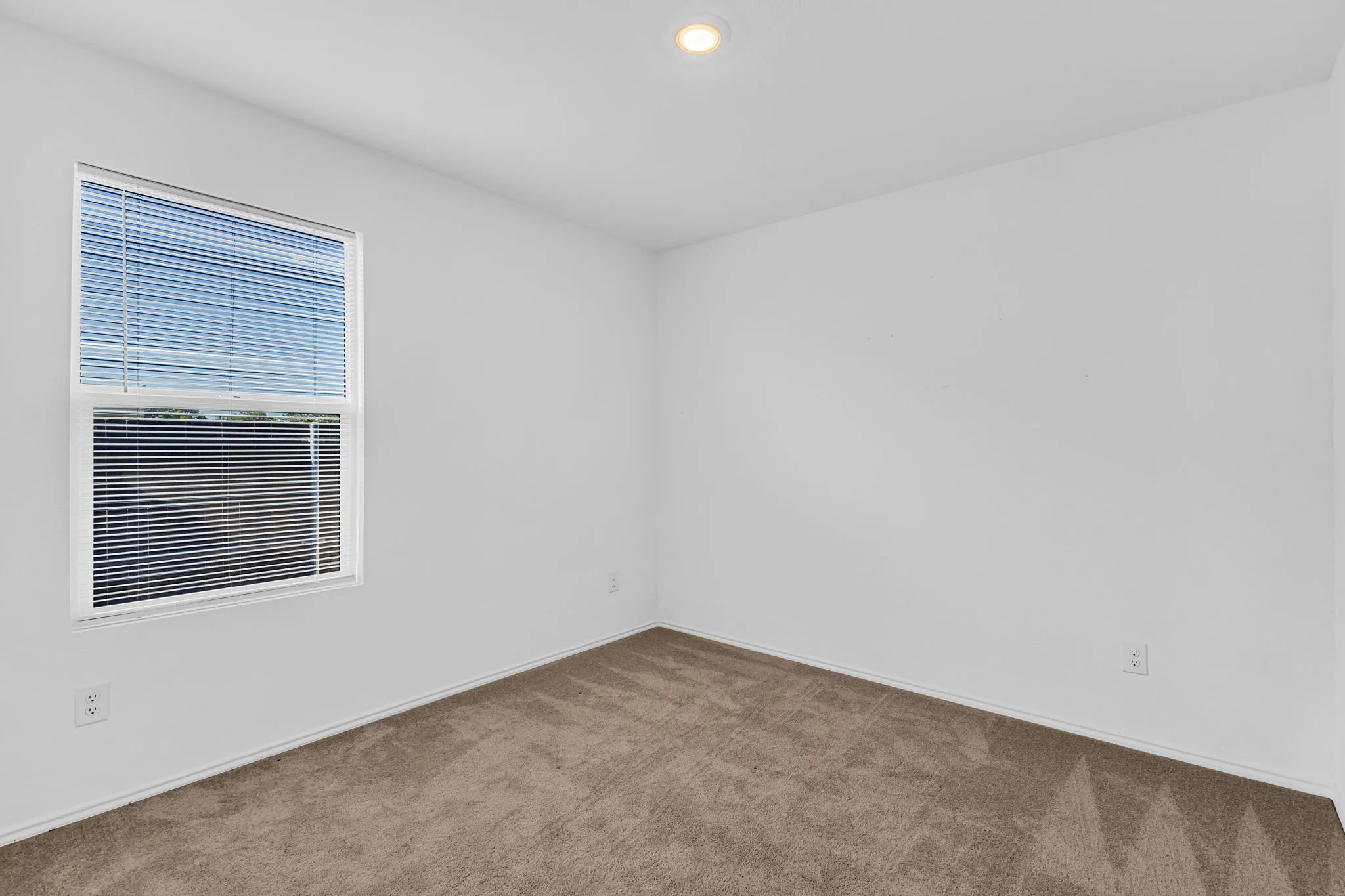 Single Family Residence For Sale in Collin County , 7721 Skier Drive, Mc Kinney, Texas 75071, 4 Bedroom, 2 Bathroom, 2 Garage spaces, 1,692 Sqft, built in 2024, mls#21374746, Real Estate Agent in Mc Kinney, Homes For Sale in Collin county, Homes For Sale in Mc Kinney, Realtor in Mc Kinney Texas, Real Estate Brokerage Independent Realty Texas, Luminita Cordes Realtor