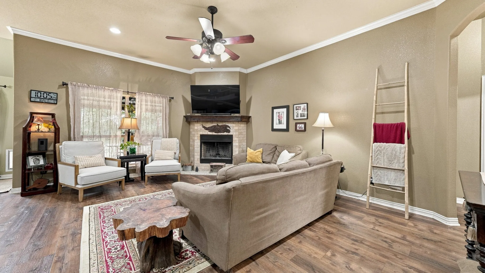 Single Family Residence For Sale in Parker County , 197 Savannah Drive, Weatherford, Texas 76087, 4 Bedroom, 2 Bathroom, 2 Garage spaces, 2,204 Sqft, built in 2009, mls#21368142, Real Estate Agent in Weatherford, Homes For Sale in Parker county, Homes For Sale in Weatherford, Realtor in Weatherford Texas, Real Estate Brokerage Independent Realty Texas, Luminita Cordes Realtor