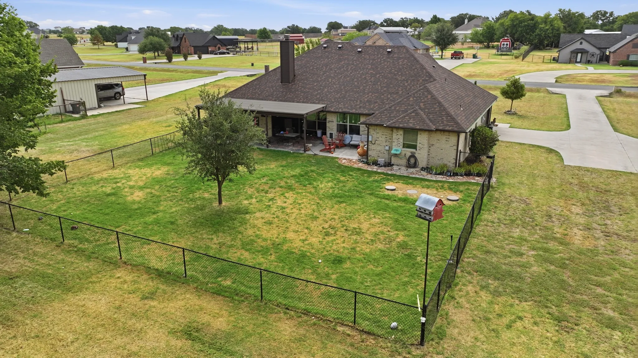 Single Family Residence For Sale in Parker County , 197 Savannah Drive, Weatherford, Texas 76087, 4 Bedroom, 2 Bathroom, 2 Garage spaces, 2,204 Sqft, built in 2009, mls#21368142, Real Estate Agent in Weatherford, Homes For Sale in Parker county, Homes For Sale in Weatherford, Realtor in Weatherford Texas, Real Estate Brokerage Independent Realty Texas, Luminita Cordes Realtor