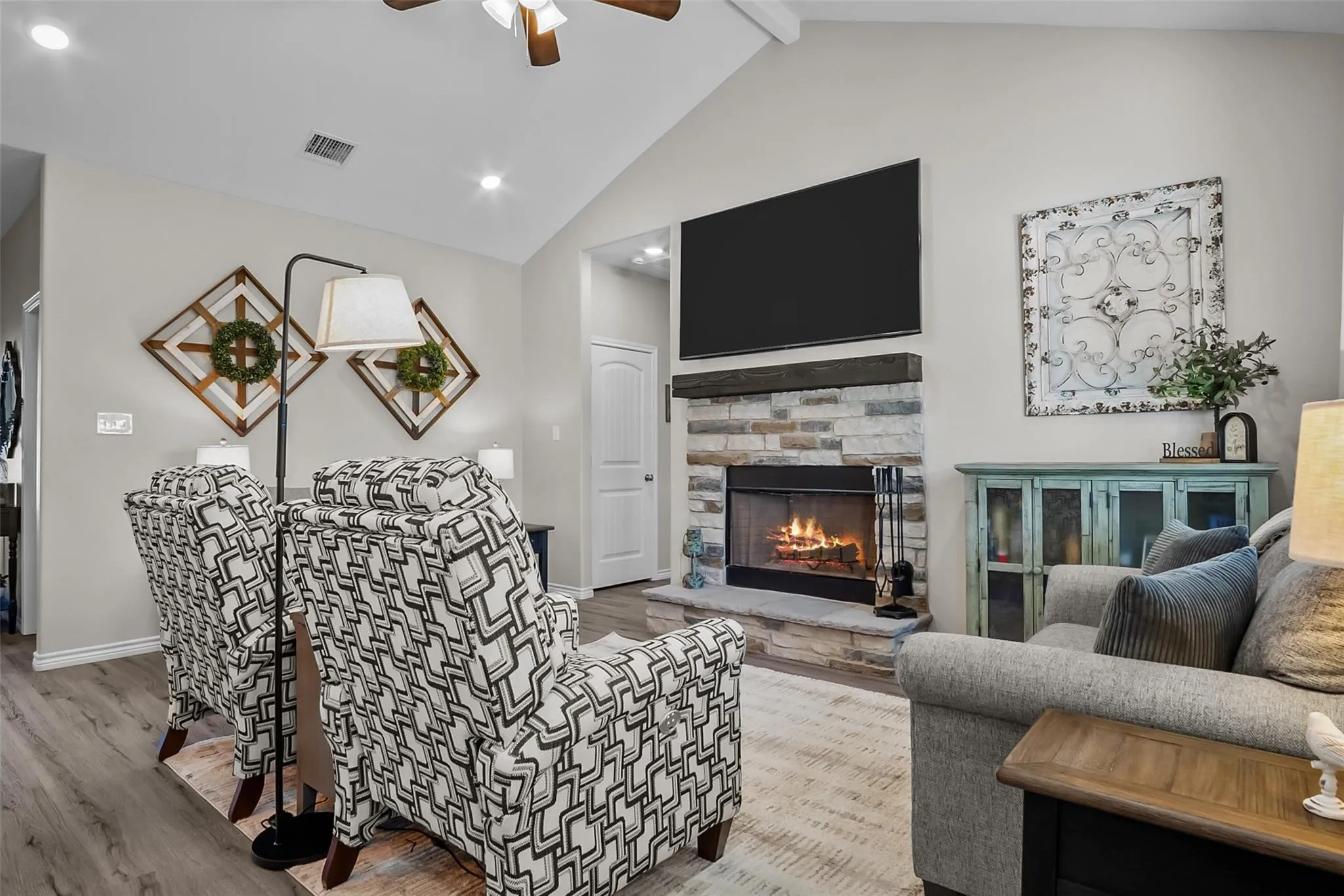 Single Family Residence For Sale in Palo Pinto County , 805 Carter Lane, Santo, Texas 76472, 4 Bedroom, 3 Bathroom, 2 Garage spaces, 1,967 Sqft, built in 2023, mls#21376030, Real Estate Agent in Santo, Homes For Sale in Palo Pinto county, Homes For Sale in Santo, Realtor in Santo Texas, Real Estate Brokerage Independent Realty Texas, Luminita Cordes Realtor