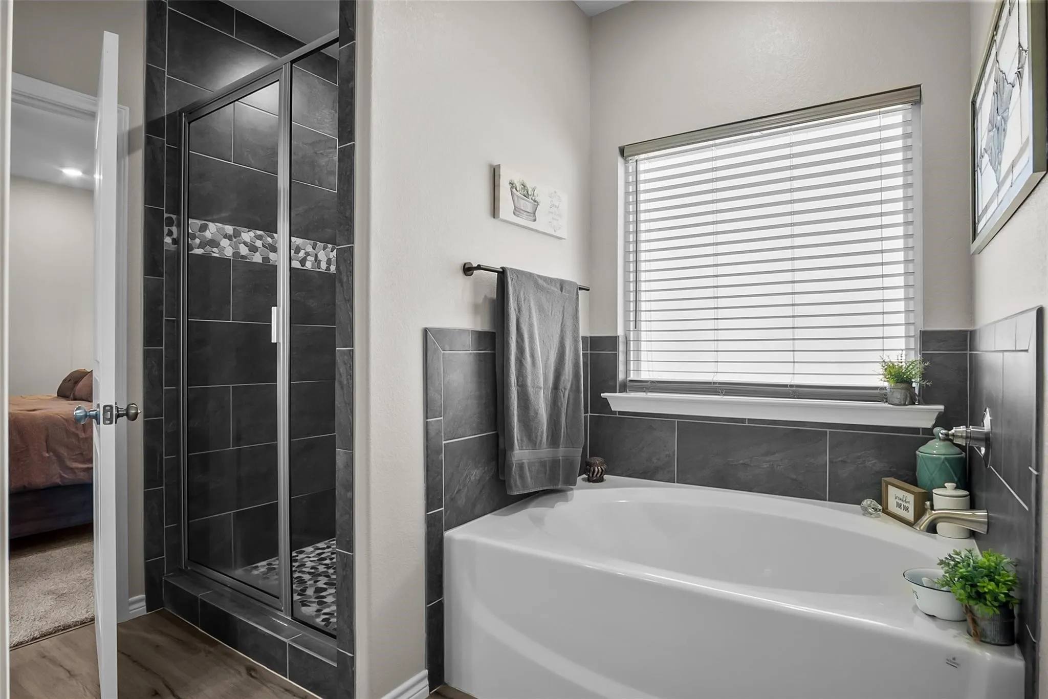 Single Family Residence For Sale in Palo Pinto County , 805 Carter Lane, Santo, Texas 76472, 4 Bedroom, 3 Bathroom, 2 Garage spaces, 1,967 Sqft, built in 2023, mls#21376030, Real Estate Agent in Santo, Homes For Sale in Palo Pinto county, Homes For Sale in Santo, Realtor in Santo Texas, Real Estate Brokerage Independent Realty Texas, Luminita Cordes Realtor