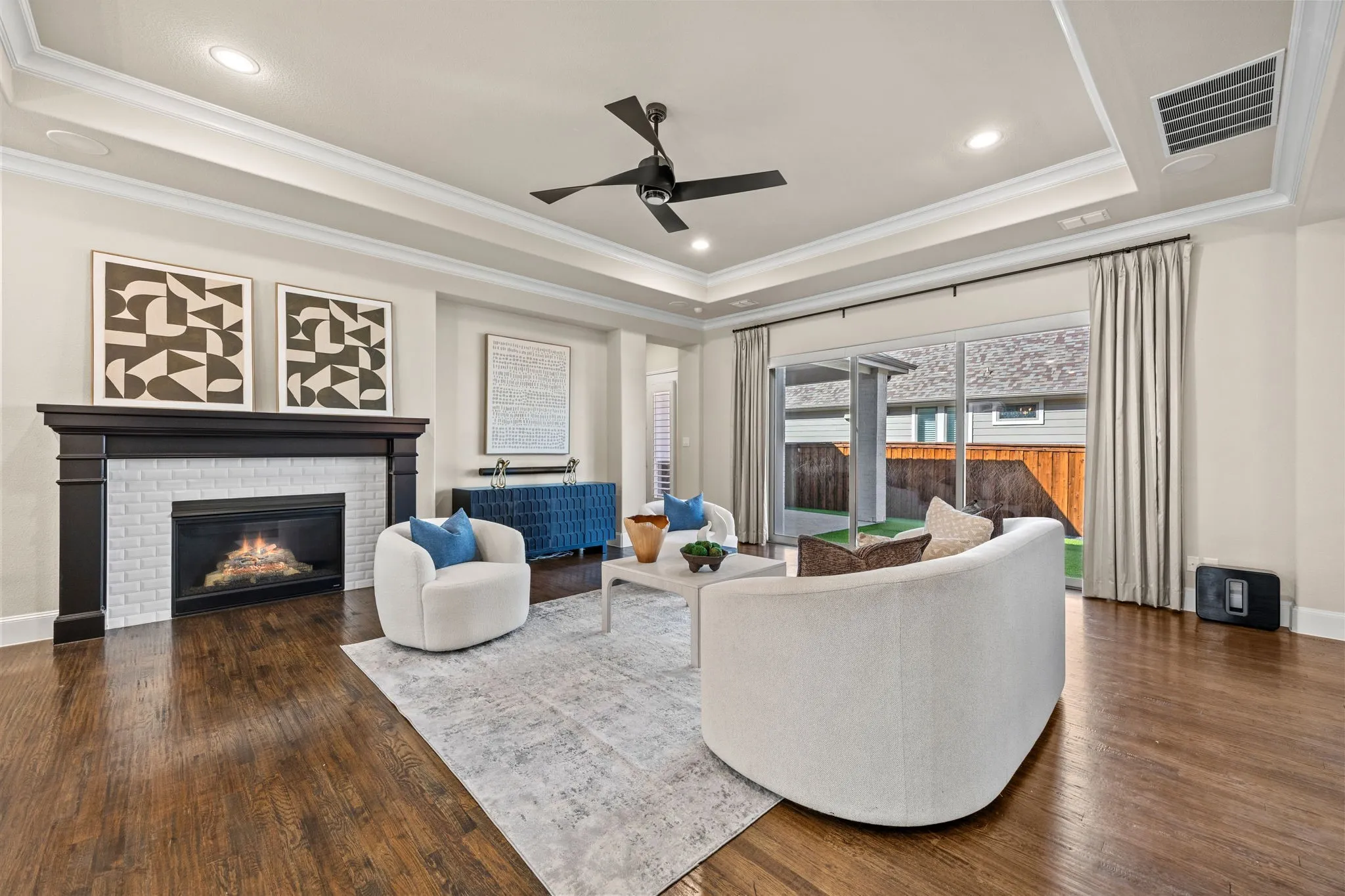Single Family Residence For Sale in Denton County , 3857 Mashpee Street, Frisco, Texas 75034, 5 Bedroom, 6 Bathroom, 3 Garage spaces, 4,589 Sqft, built in 2017, mls#21375929, Real Estate Agent in Frisco, Homes For Sale in Denton county, Homes For Sale in Frisco, Realtor in Frisco Texas, Real Estate Brokerage Independent Realty Texas, Luminita Cordes Realtor