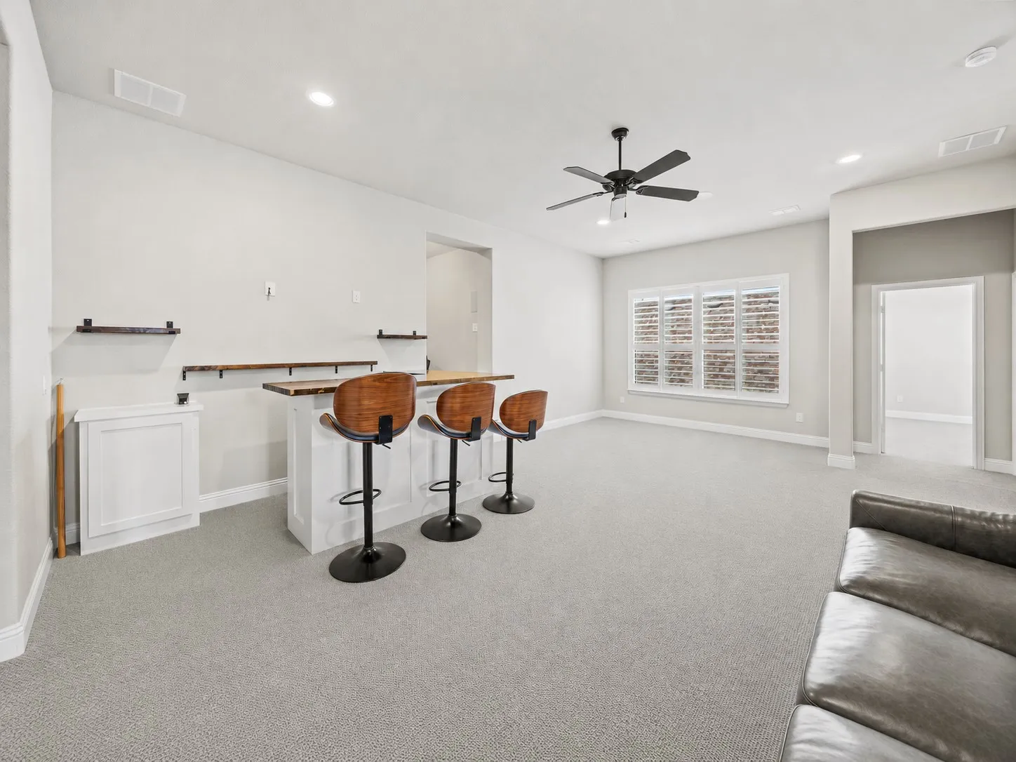 Single Family Residence For Sale in Denton County , 3857 Mashpee Street, Frisco, Texas 75034, 5 Bedroom, 6 Bathroom, 3 Garage spaces, 4,589 Sqft, built in 2017, mls#21375929, Real Estate Agent in Frisco, Homes For Sale in Denton county, Homes For Sale in Frisco, Realtor in Frisco Texas, Real Estate Brokerage Independent Realty Texas, Luminita Cordes Realtor