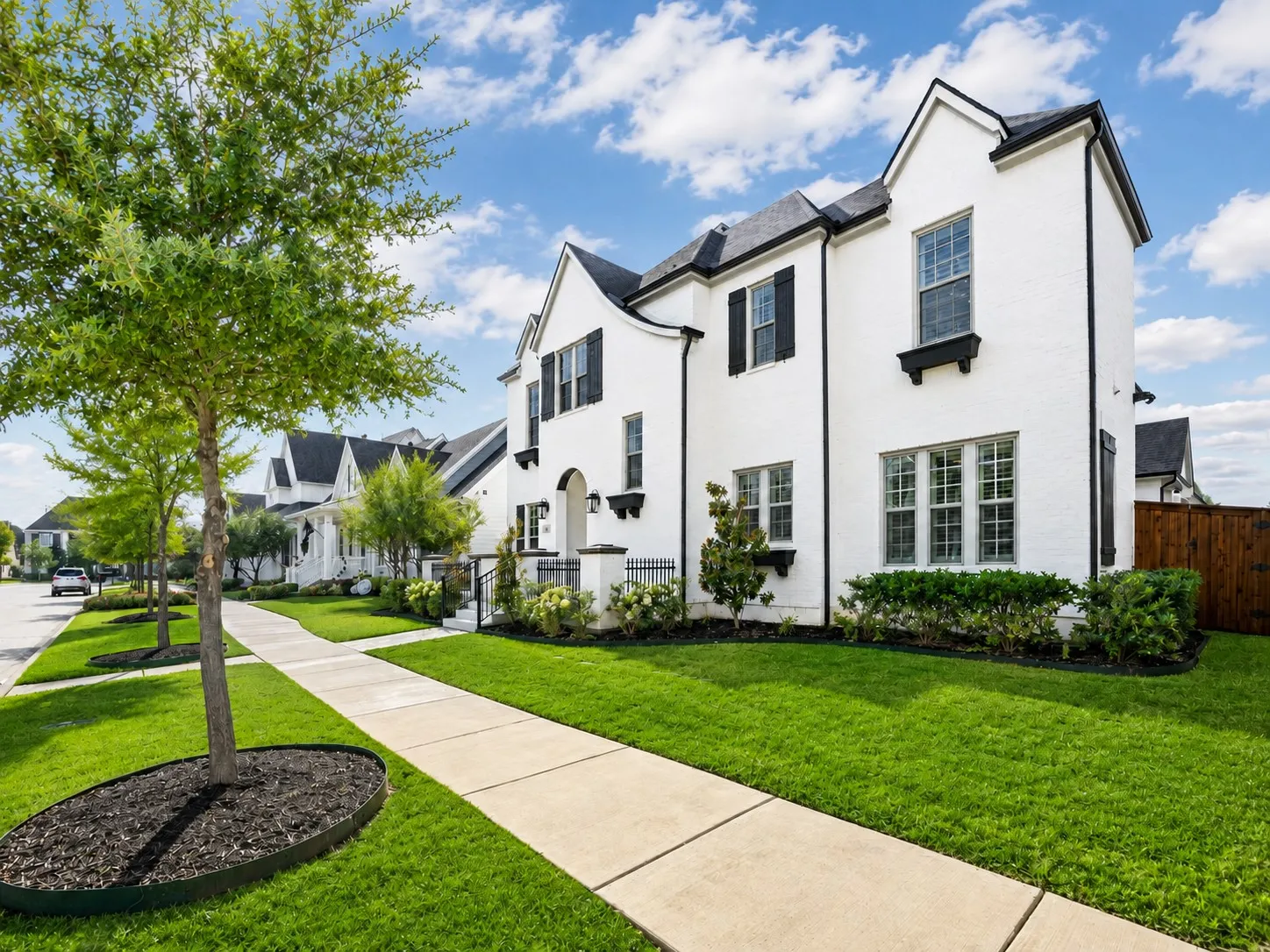 Single Family Residence For Sale in Denton County , 3857 Mashpee Street, Frisco, Texas 75034, 5 Bedroom, 6 Bathroom, 3 Garage spaces, 4,589 Sqft, built in 2017, mls#21375929, Real Estate Agent in Frisco, Homes For Sale in Denton county, Homes For Sale in Frisco, Realtor in Frisco Texas, Real Estate Brokerage Independent Realty Texas, Luminita Cordes Realtor