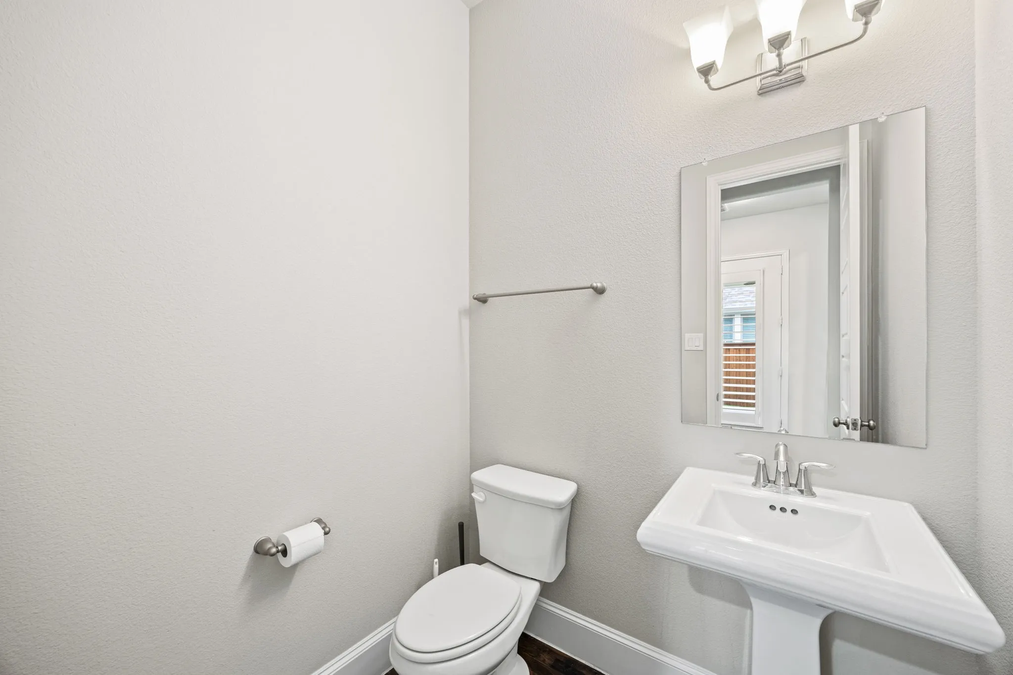 Single Family Residence For Sale in Denton County , 3857 Mashpee Street, Frisco, Texas 75034, 5 Bedroom, 6 Bathroom, 3 Garage spaces, 4,589 Sqft, built in 2017, mls#21375929, Real Estate Agent in Frisco, Homes For Sale in Denton county, Homes For Sale in Frisco, Realtor in Frisco Texas, Real Estate Brokerage Independent Realty Texas, Luminita Cordes Realtor