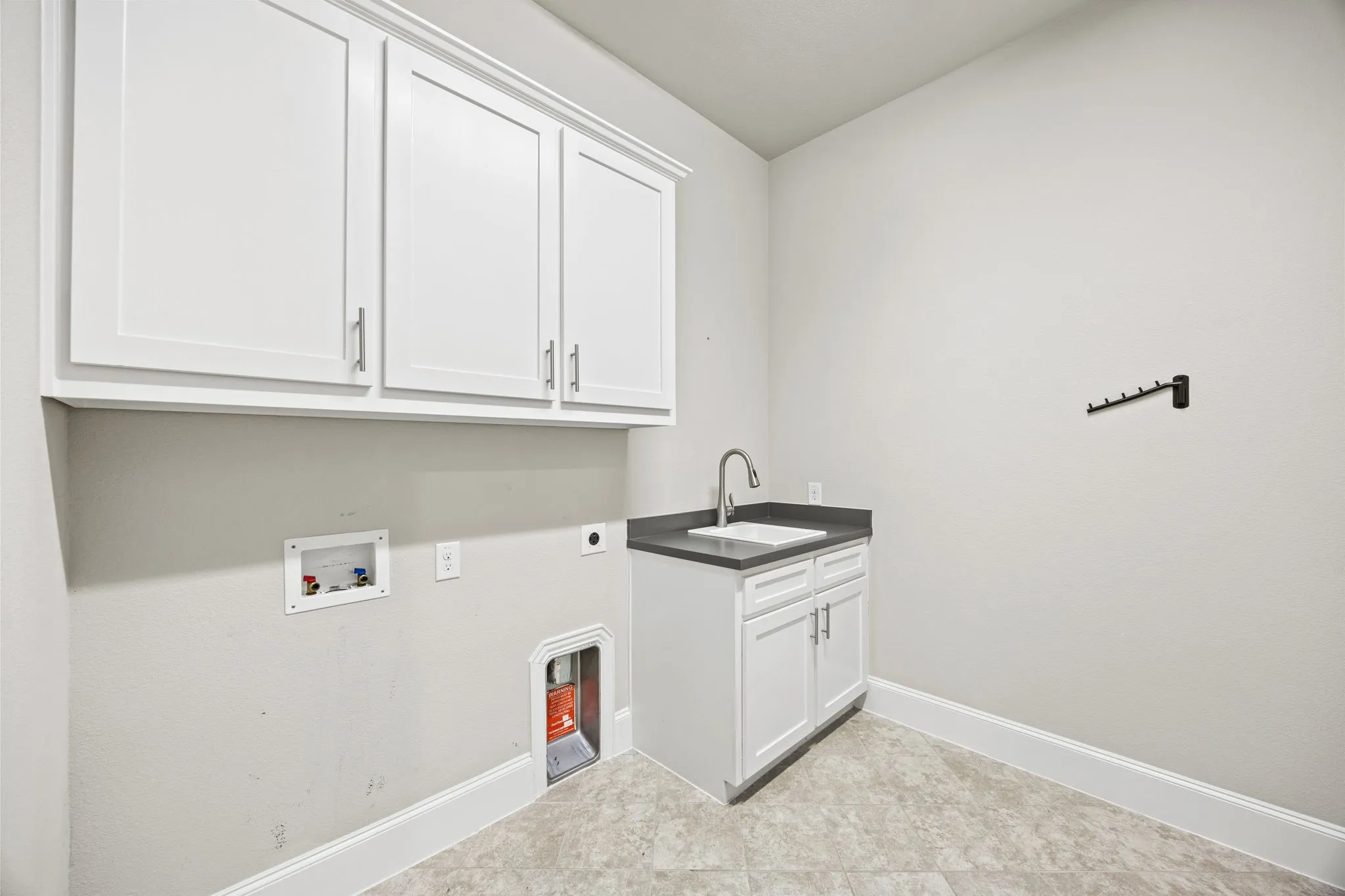 Single Family Residence For Sale in Denton County , 3857 Mashpee Street, Frisco, Texas 75034, 5 Bedroom, 6 Bathroom, 3 Garage spaces, 4,589 Sqft, built in 2017, mls#21375929, Real Estate Agent in Frisco, Homes For Sale in Denton county, Homes For Sale in Frisco, Realtor in Frisco Texas, Real Estate Brokerage Independent Realty Texas, Luminita Cordes Realtor