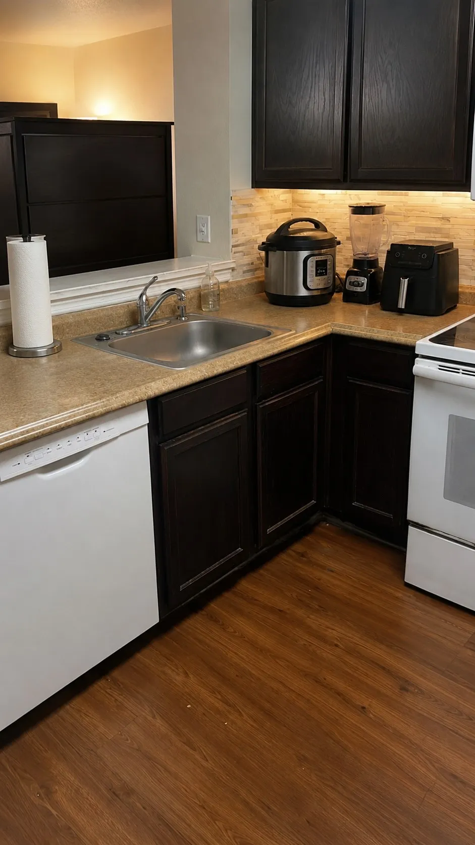 Condominium For Rent in Dallas County , 9829 Walnut Street O214, Dallas, Texas 75243, 2 Bedroom, 1 Bathroom, Garage spaces, 774 Sqft, built in 2015, mls#21368321, Real Estate Agent in Dallas, Homes For Rent in Dallas county, Homes For Rent in Dallas, Realtor in Dallas Texas, Real Estate Brokerage Independent Realty Texas, Luminita Cordes Realtor