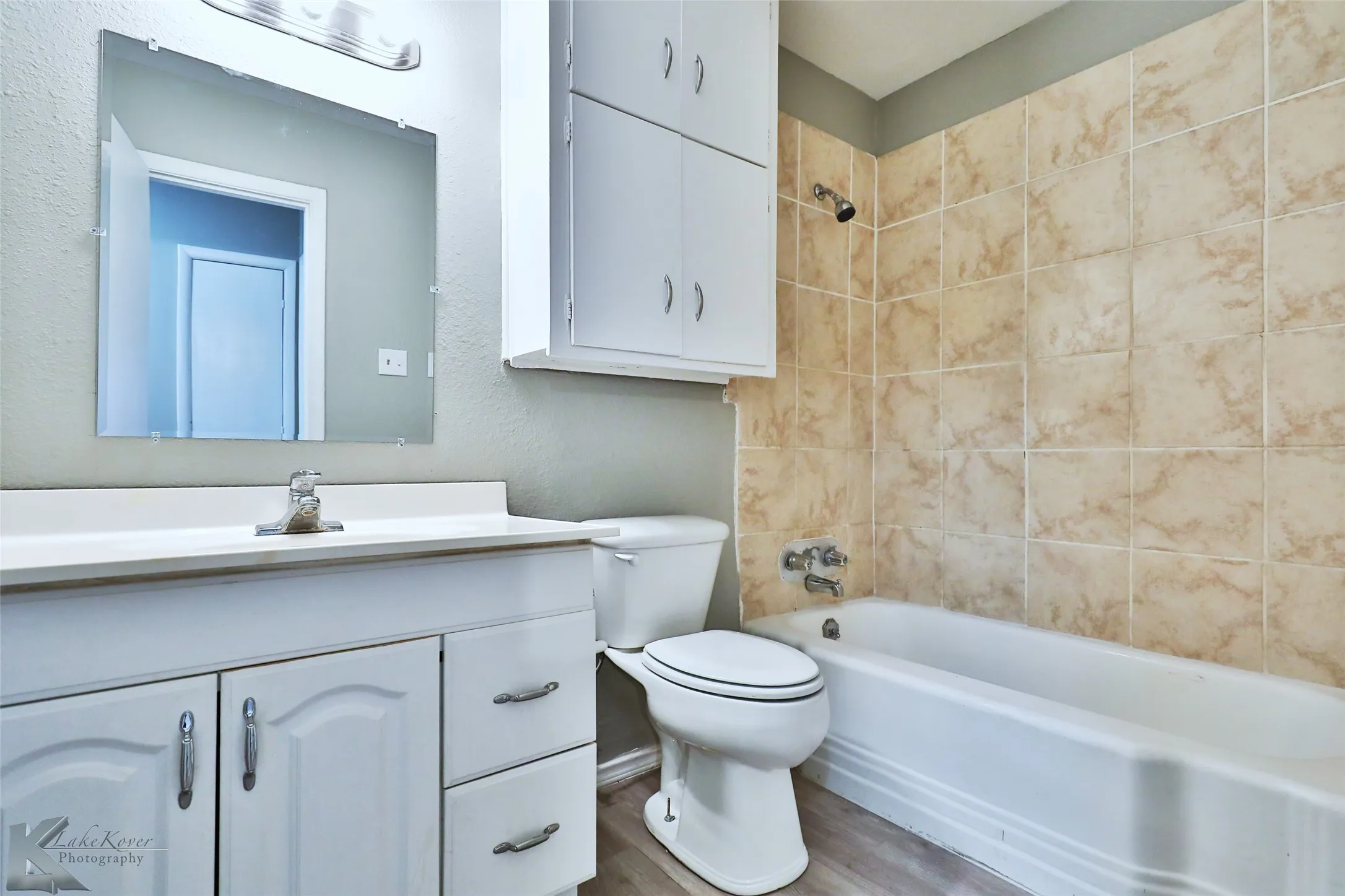 Single Family Residence For Rent in Taylor County , 1413 Westview Drive, Abilene, Texas 79603, 3 Bedroom, 2 Bathroom, Garage spaces, 1,785 Sqft, built in 1955, mls#21376039, Real Estate Agent in Abilene, Homes For Rent in Taylor county, Homes For Rent in Abilene, Realtor in Abilene Texas, Real Estate Brokerage Independent Realty Texas, Luminita Cordes Realtor