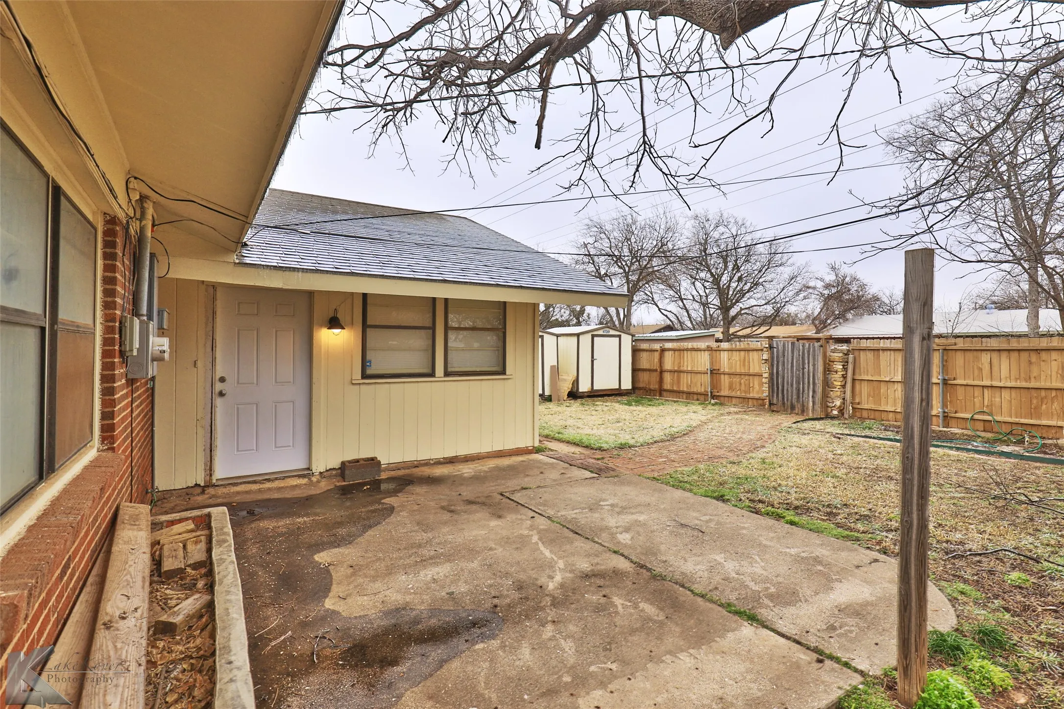 Single Family Residence For Rent in Taylor County , 1413 Westview Drive, Abilene, Texas 79603, 3 Bedroom, 2 Bathroom, Garage spaces, 1,785 Sqft, built in 1955, mls#21376039, Real Estate Agent in Abilene, Homes For Rent in Taylor county, Homes For Rent in Abilene, Realtor in Abilene Texas, Real Estate Brokerage Independent Realty Texas, Luminita Cordes Realtor
