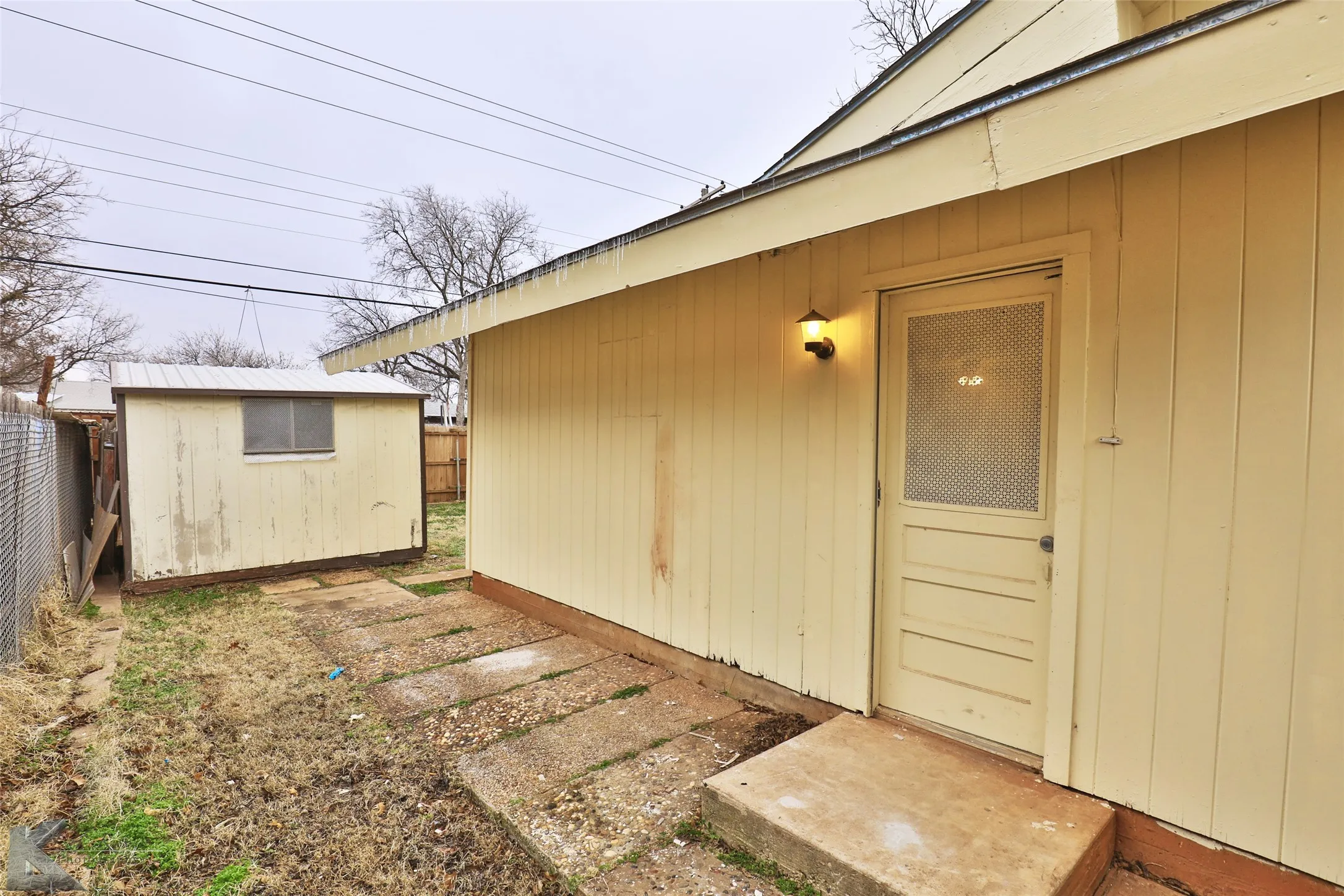 Single Family Residence For Rent in Taylor County , 1413 Westview Drive, Abilene, Texas 79603, 3 Bedroom, 2 Bathroom, Garage spaces, 1,785 Sqft, built in 1955, mls#21376039, Real Estate Agent in Abilene, Homes For Rent in Taylor county, Homes For Rent in Abilene, Realtor in Abilene Texas, Real Estate Brokerage Independent Realty Texas, Luminita Cordes Realtor