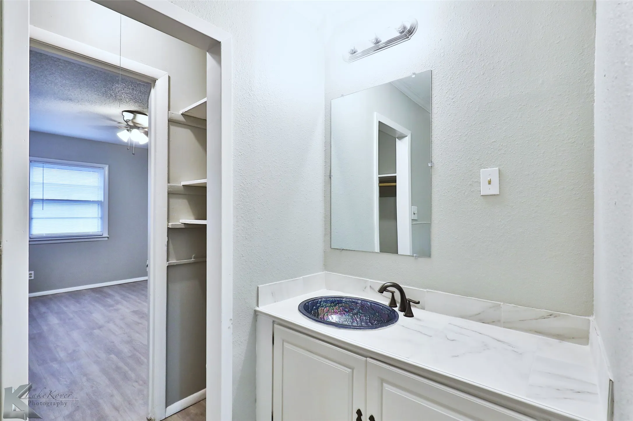 Single Family Residence For Rent in Taylor County , 1413 Westview Drive, Abilene, Texas 79603, 3 Bedroom, 2 Bathroom, Garage spaces, 1,785 Sqft, built in 1955, mls#21376039, Real Estate Agent in Abilene, Homes For Rent in Taylor county, Homes For Rent in Abilene, Realtor in Abilene Texas, Real Estate Brokerage Independent Realty Texas, Luminita Cordes Realtor