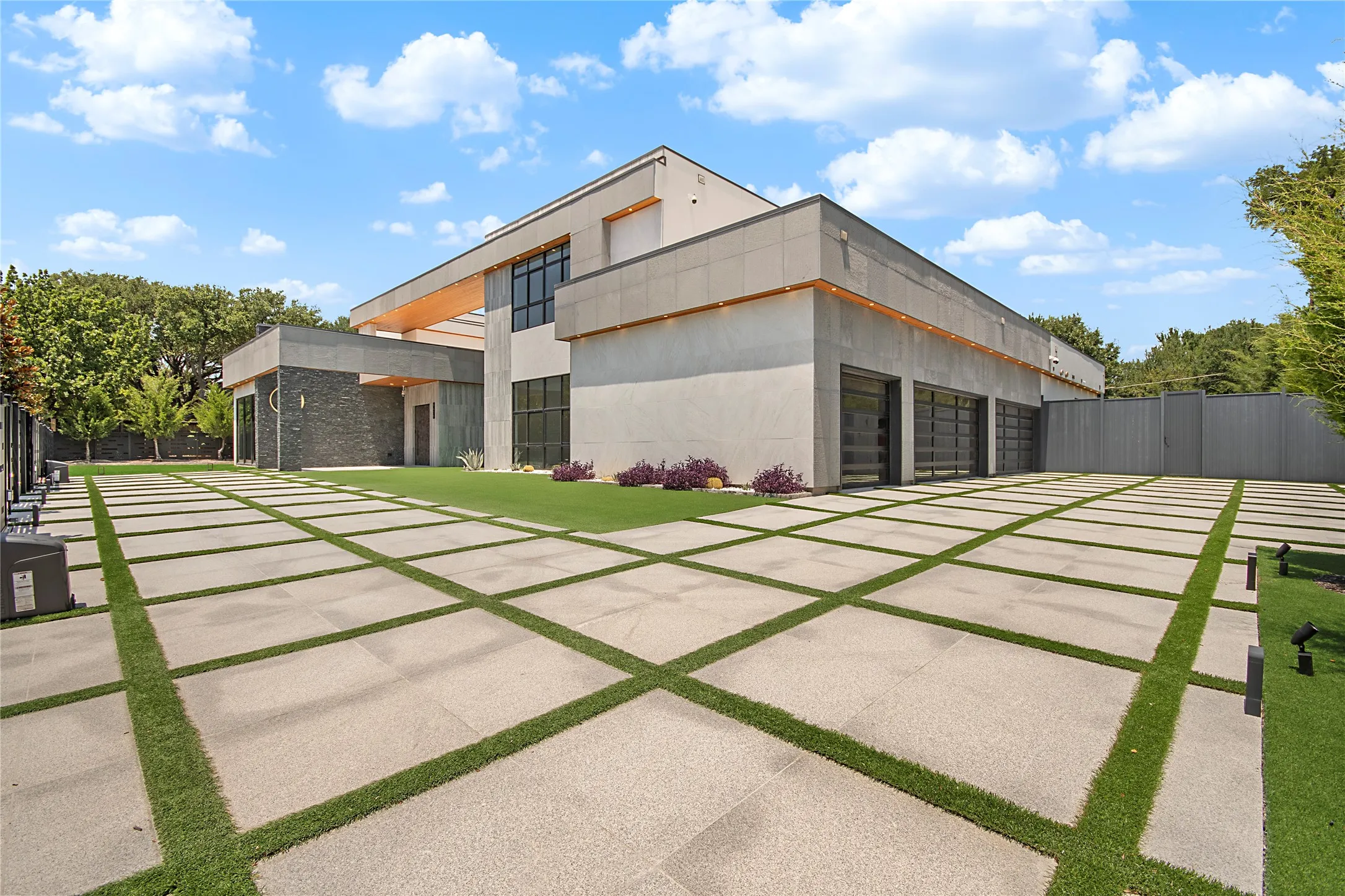 Single Family Residence For Sale in Dallas County , 4625 Walnut Hill Lane, Dallas, Texas 75229, 5 Bedroom, 8 Bathroom, 5 Garage spaces, 11,858 Sqft, built in 2024, mls#21375346, Real Estate Agent in Dallas, Homes For Sale in Dallas county, Homes For Sale in Dallas, Realtor in Dallas Texas, Real Estate Brokerage Independent Realty Texas, Luminita Cordes Realtor