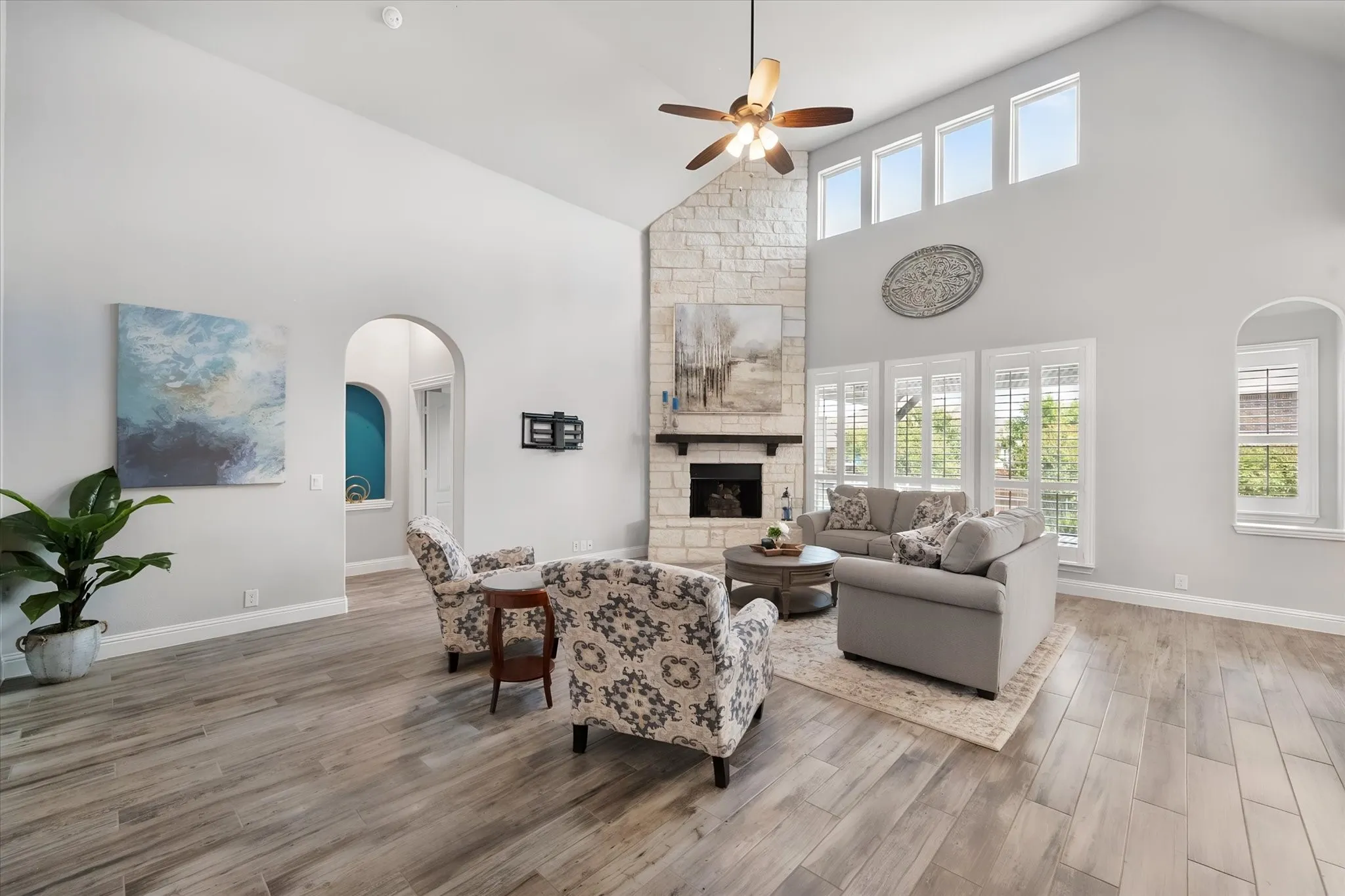 Oversized living area with plenty of room for oversized furniture