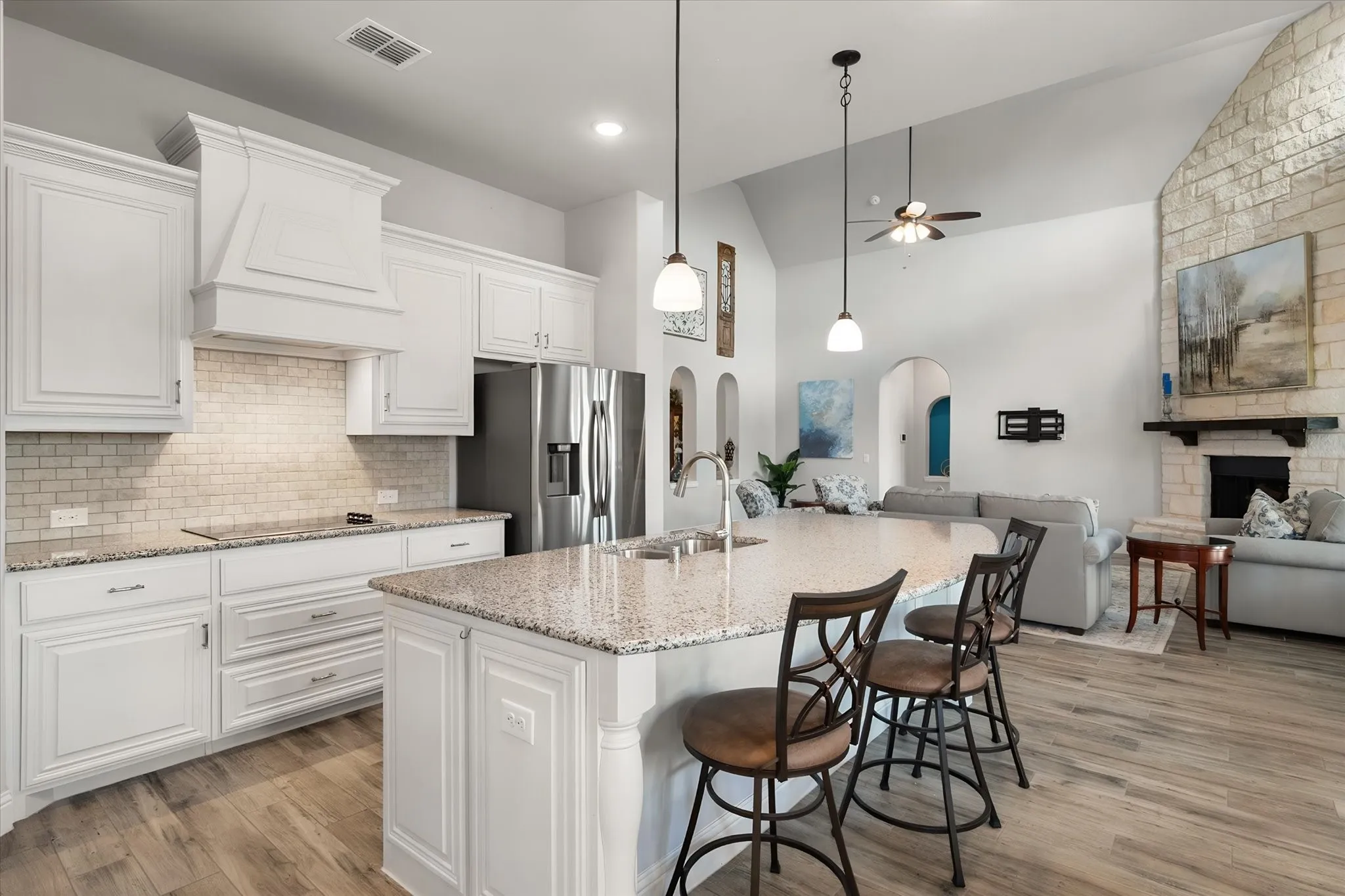 Single Family Residence For Sale in Ellis County , 2442 Turning Leaf Lane, Midlothian, Texas 76065, 4 Bedroom, 3 Bathroom, 3 Garage spaces, 2,770 Sqft, built in 2020, mls#21374097, Real Estate Agent in Midlothian, Homes For Sale in Ellis county, Homes For Sale in Midlothian, Realtor in Midlothian Texas, Real Estate Brokerage Independent Realty Texas, Luminita Cordes Realtor