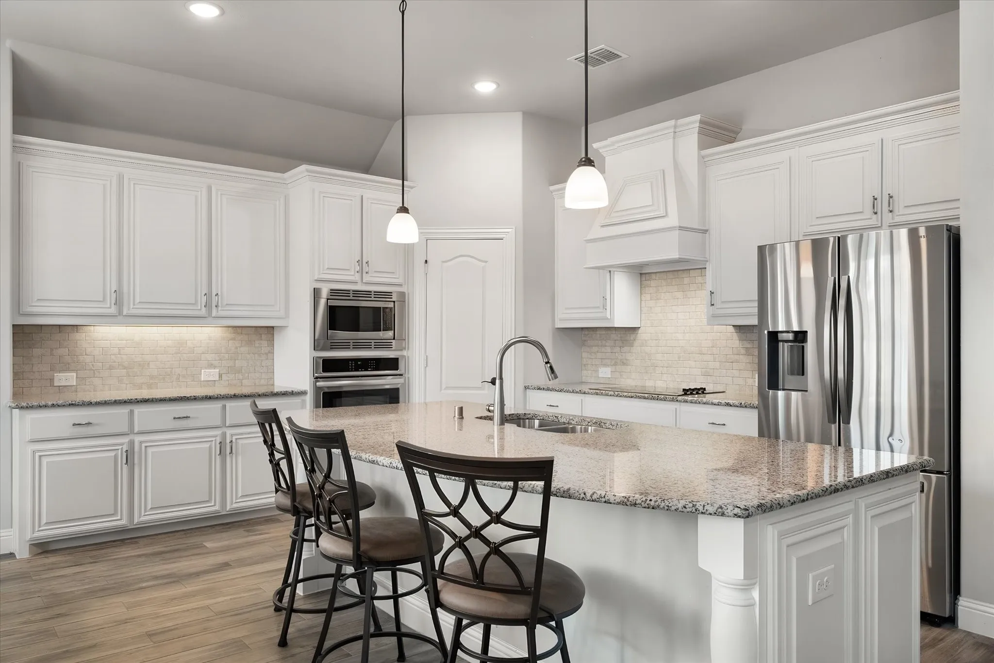 Corner pantry and built in microwave and ovens
