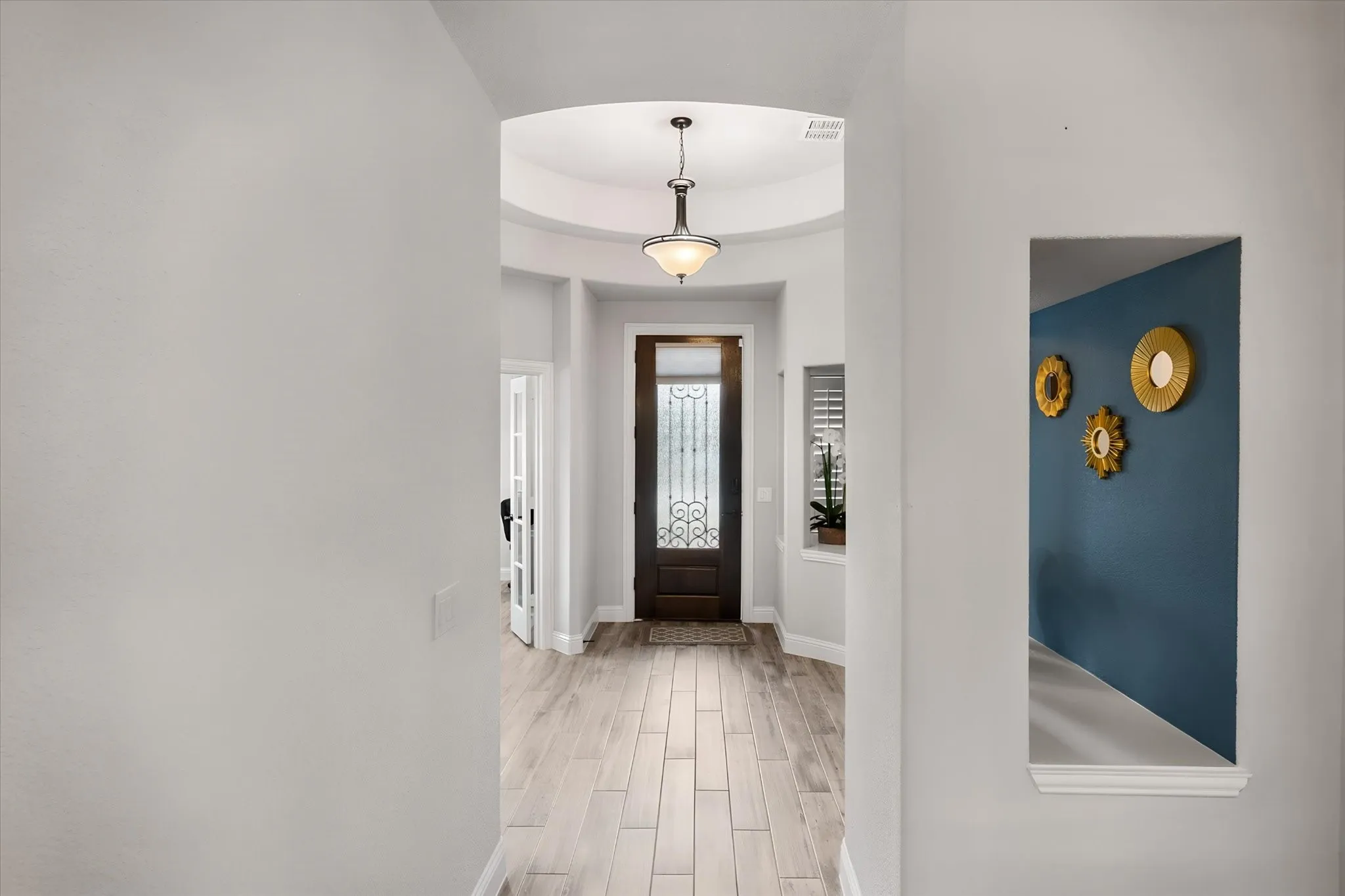 Front entry with art nooks