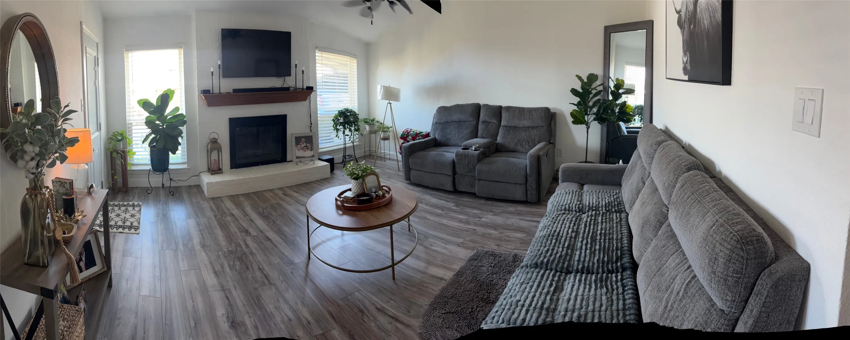 Single Family Residence For Sale in Dallas County , 2803 Eagle Pass, Mesquite, Texas 75150, 3 Bedroom, 2 Bathroom, Garage spaces, 2,012 Sqft, built in 1984, mls#21375493, Real Estate Agent in Mesquite, Homes For Sale in Dallas county, Homes For Sale in Mesquite, Realtor in Mesquite Texas, Real Estate Brokerage Independent Realty Texas, Luminita Cordes Realtor