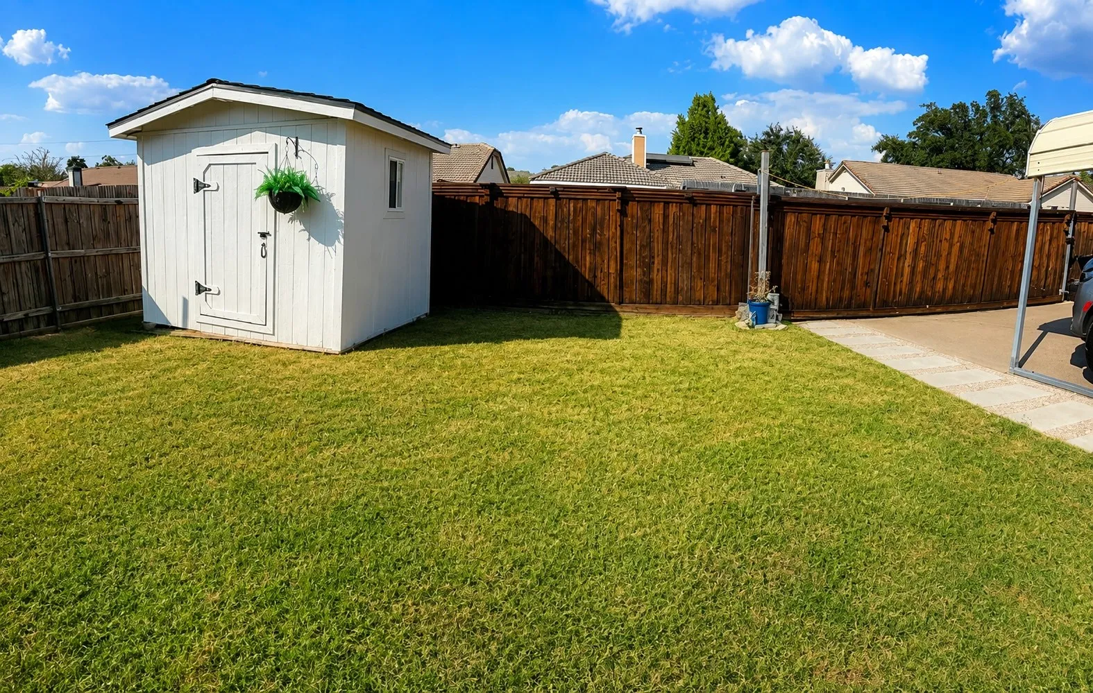 Single Family Residence For Sale in Dallas County , 2803 Eagle Pass, Mesquite, Texas 75150, 3 Bedroom, 2 Bathroom, Garage spaces, 2,012 Sqft, built in 1984, mls#21375493, Real Estate Agent in Mesquite, Homes For Sale in Dallas county, Homes For Sale in Mesquite, Realtor in Mesquite Texas, Real Estate Brokerage Independent Realty Texas, Luminita Cordes Realtor