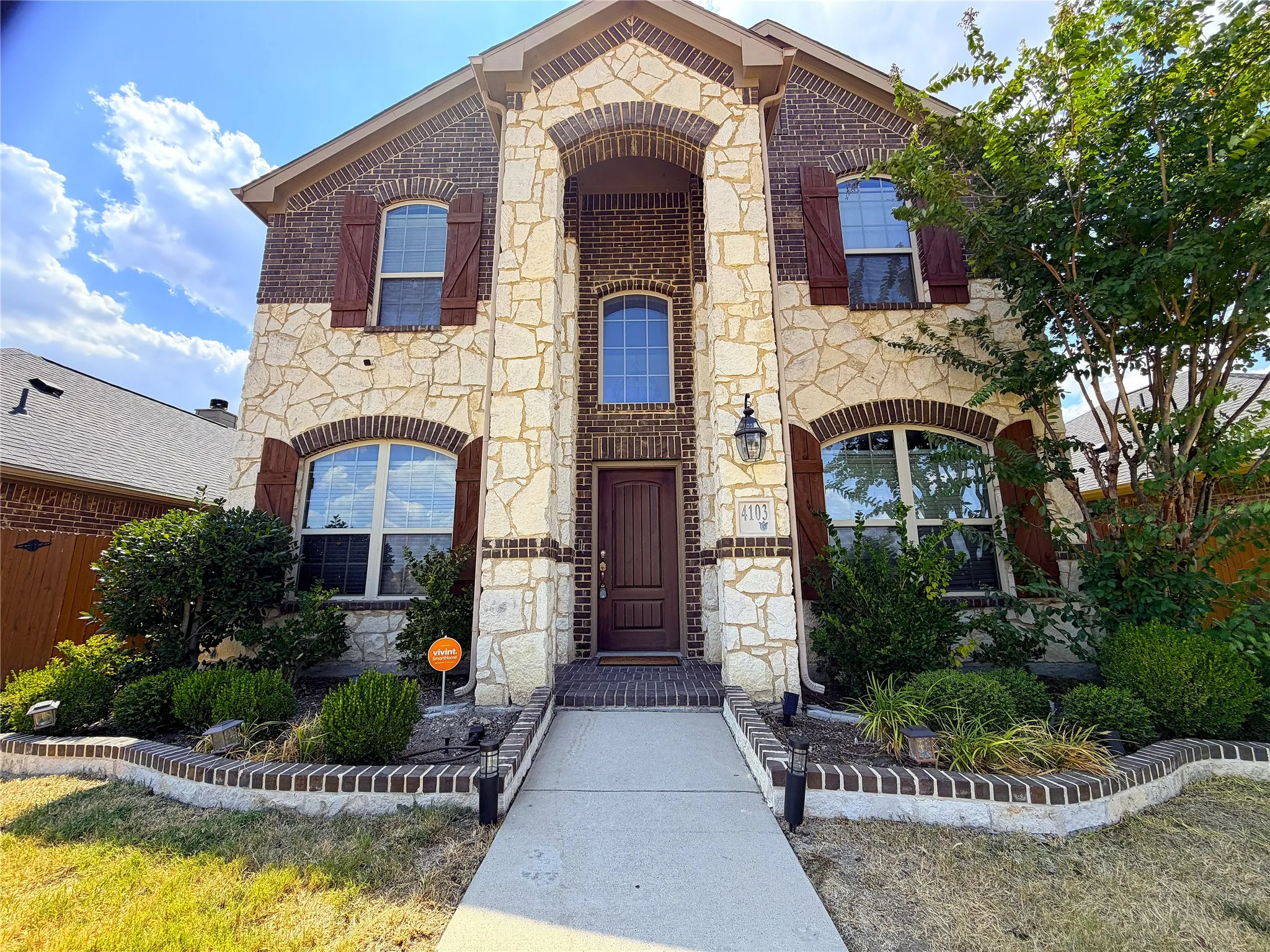 Single Family Residence For Rent in Kaufman County , 4103 Portrush Drive, Heartland, Texas 75126, 4 Bedroom, 3 Bathroom, 2 Garage spaces, 2,760 Sqft, built in 2016, mls#21361578, Real Estate Agent in Heartland, Homes For Rent in Kaufman county, Homes For Rent in Heartland, Realtor in Heartland Texas, Real Estate Brokerage Independent Realty Texas, Luminita Cordes Realtor